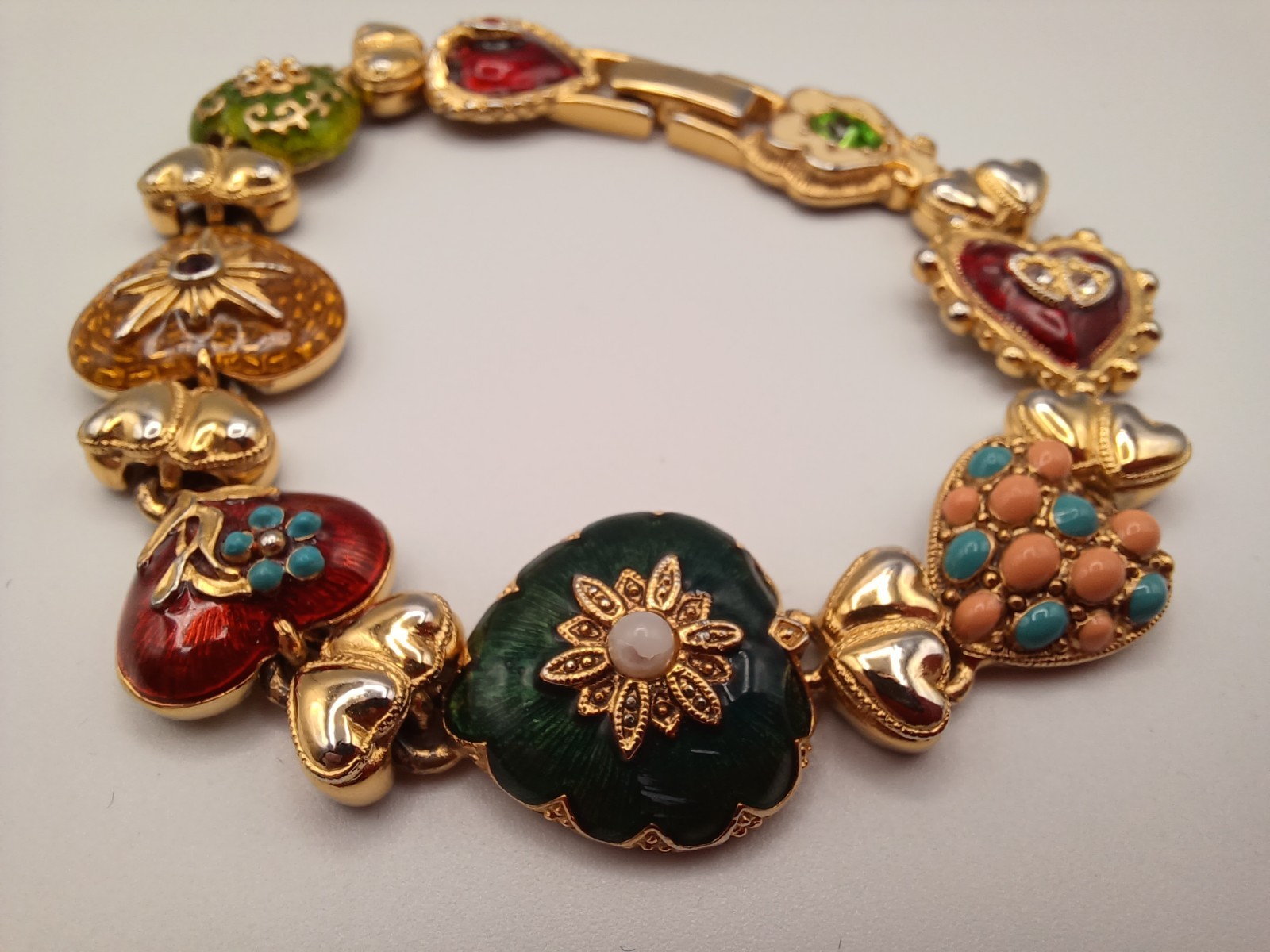 Vintage Joan Rivers Hearts & Flowers Bracelet Enamel Heart Charm Floral Signed