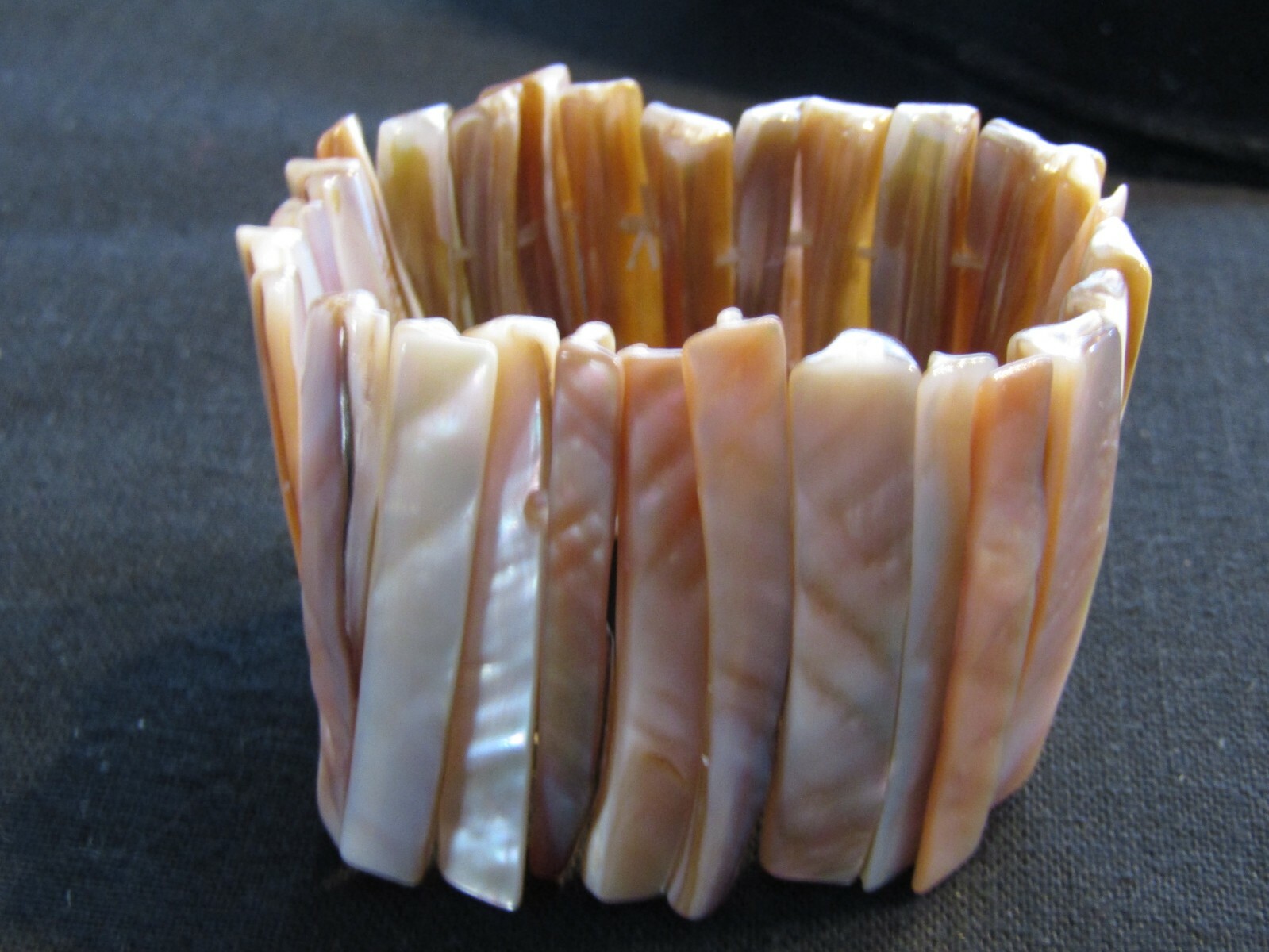 VINTAGE MOTHER OF PEARL EXPANDING BRACELET