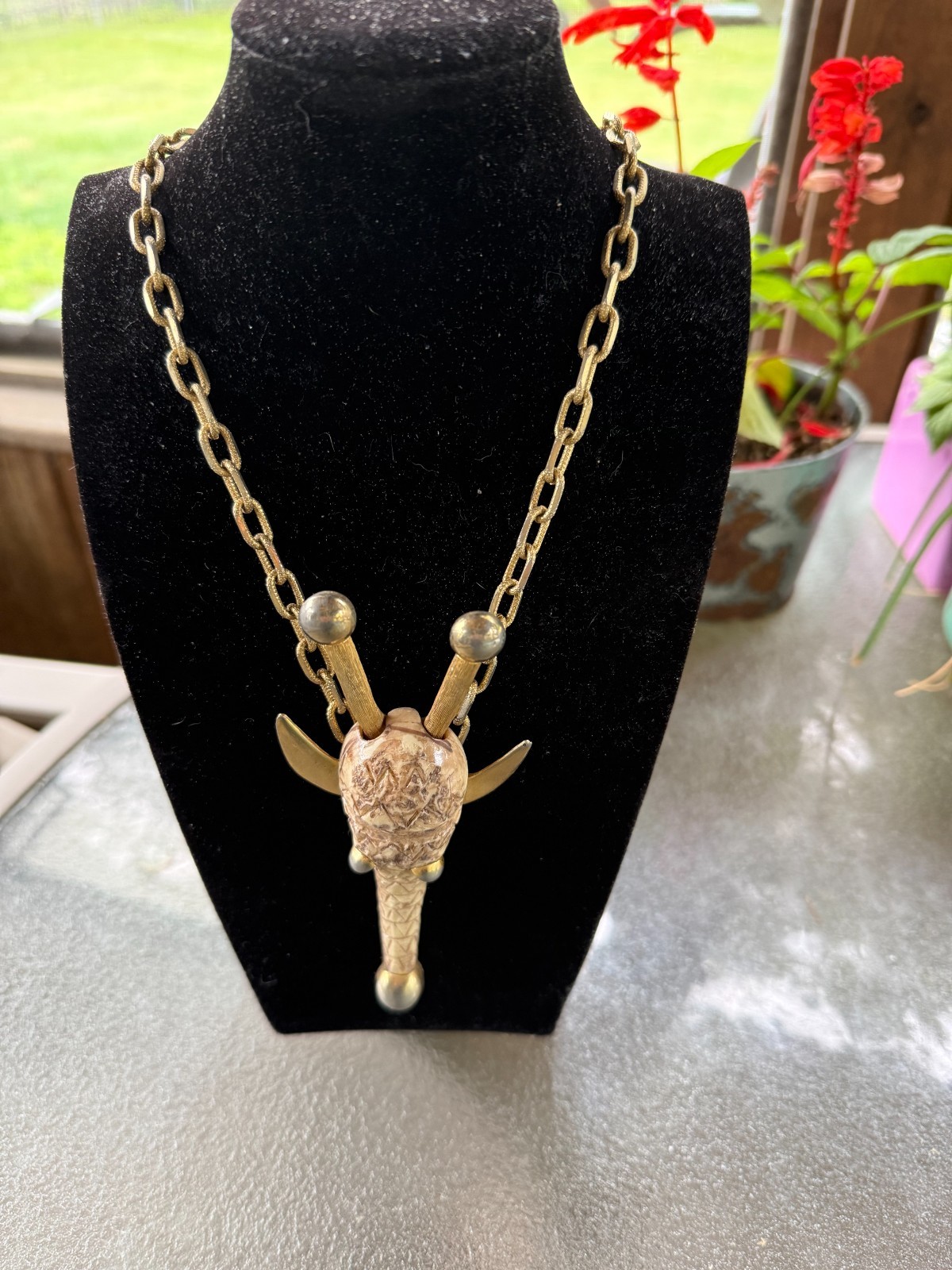 Vintage 1970’s statement Luca Razza Giraffe Resin/Mixed Metal Necklace 32″