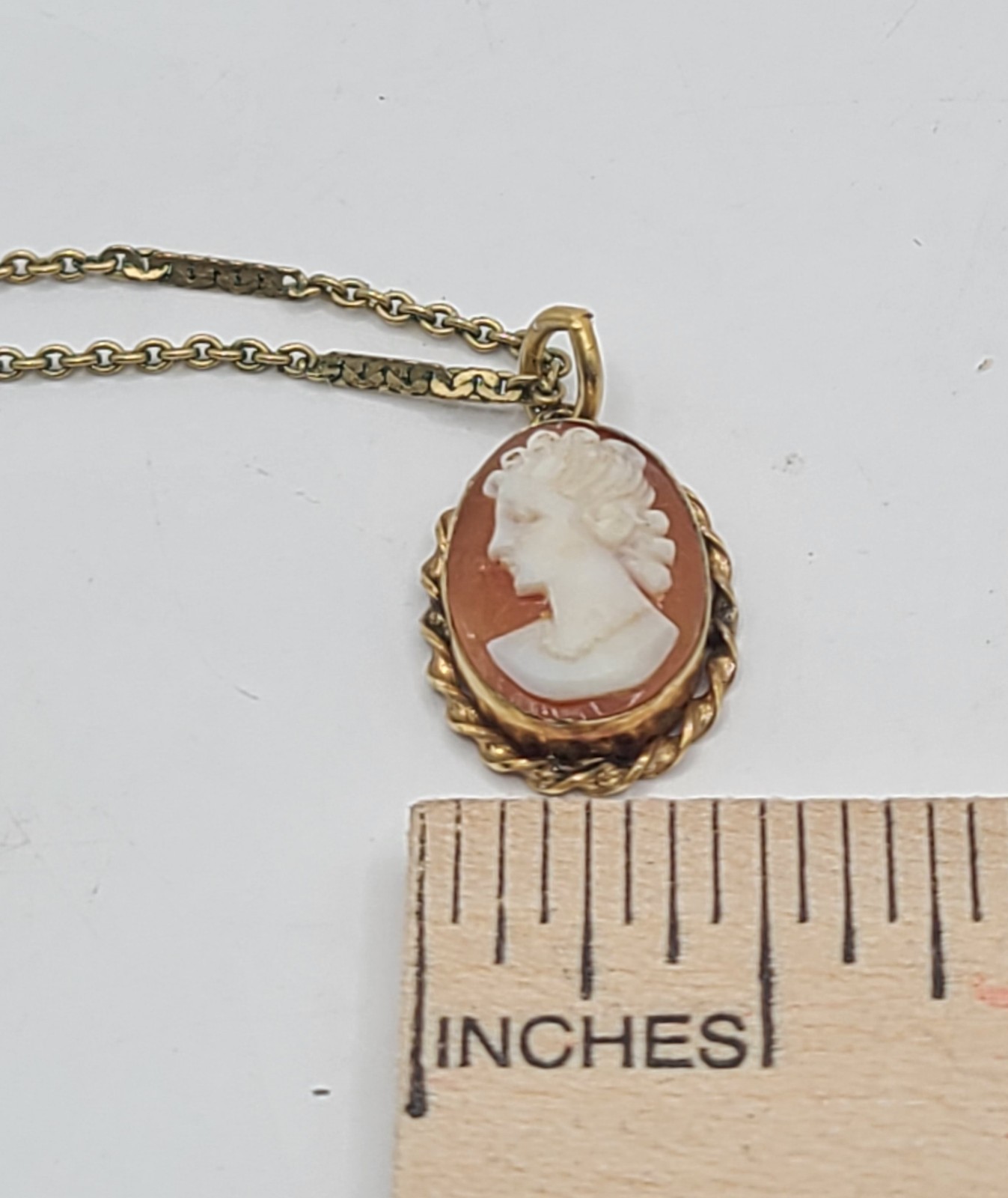 Vtg 1/20 12Kt Gold Filled Genuine Cameo 19″ Necklace Signed “ELKA” 3/4″ Cameo