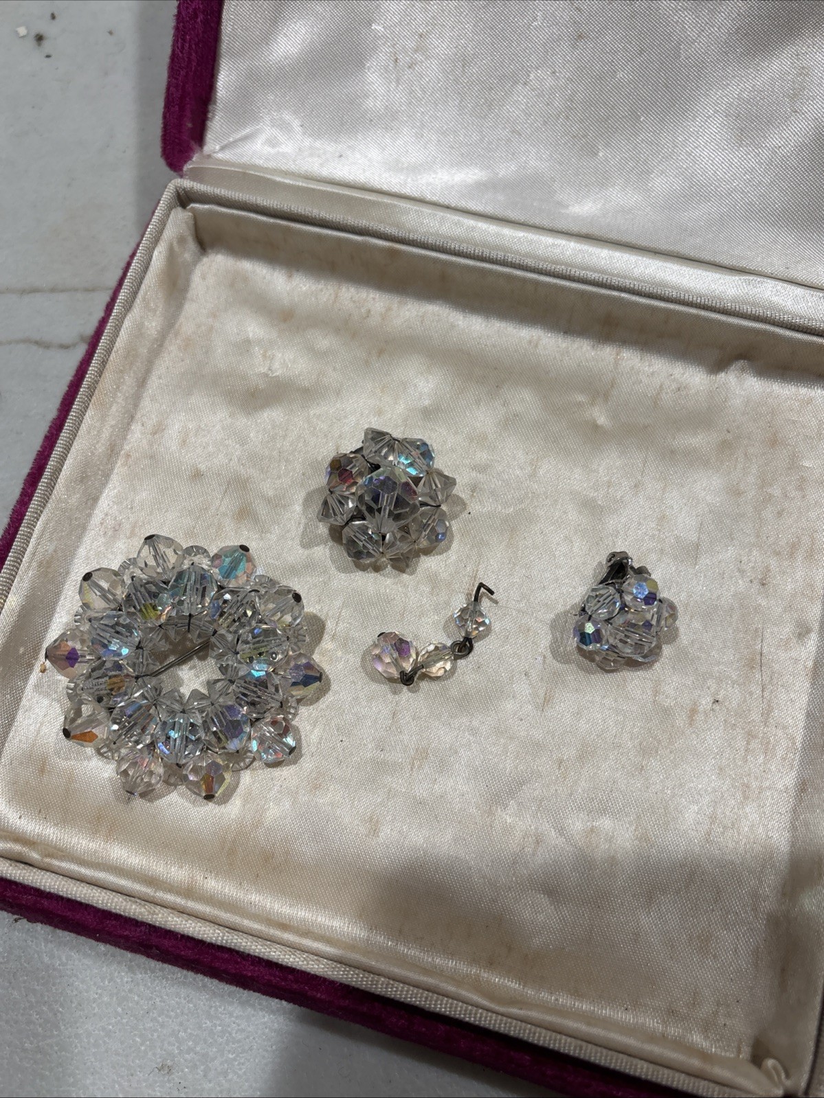 Vintage Aurora Borealis Crystal 2 Strand Necklace 15 – 17″ Brooch Earrings Set