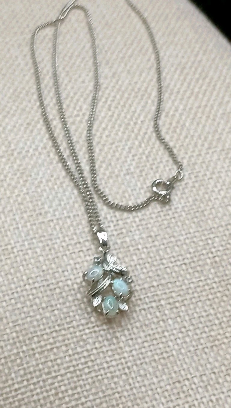 Vintage Opal Rhinestone Pendant Necklace Silver Tone Floral Cluster Vine 19″