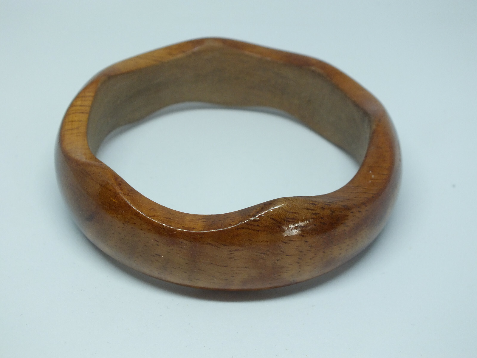 Beautiful Bangle Bracelet Wood Curved Edge Signed Hawaii 3/4″ Wide x 2 3/8″ A ID