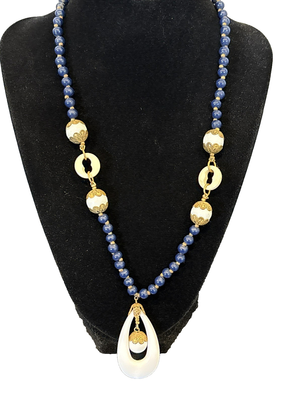 Miriam Haskell White Milk Blue Glass Plastic Beaded 19″ Necklace Patented Clasp