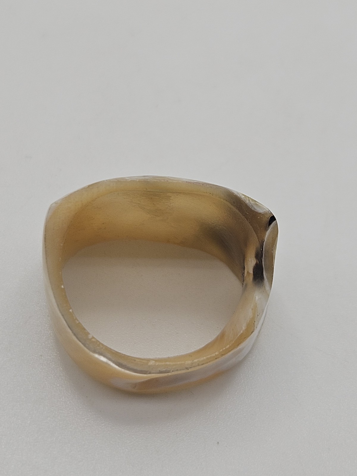 Vintage Natural Sea Shell Band Ring Size 5