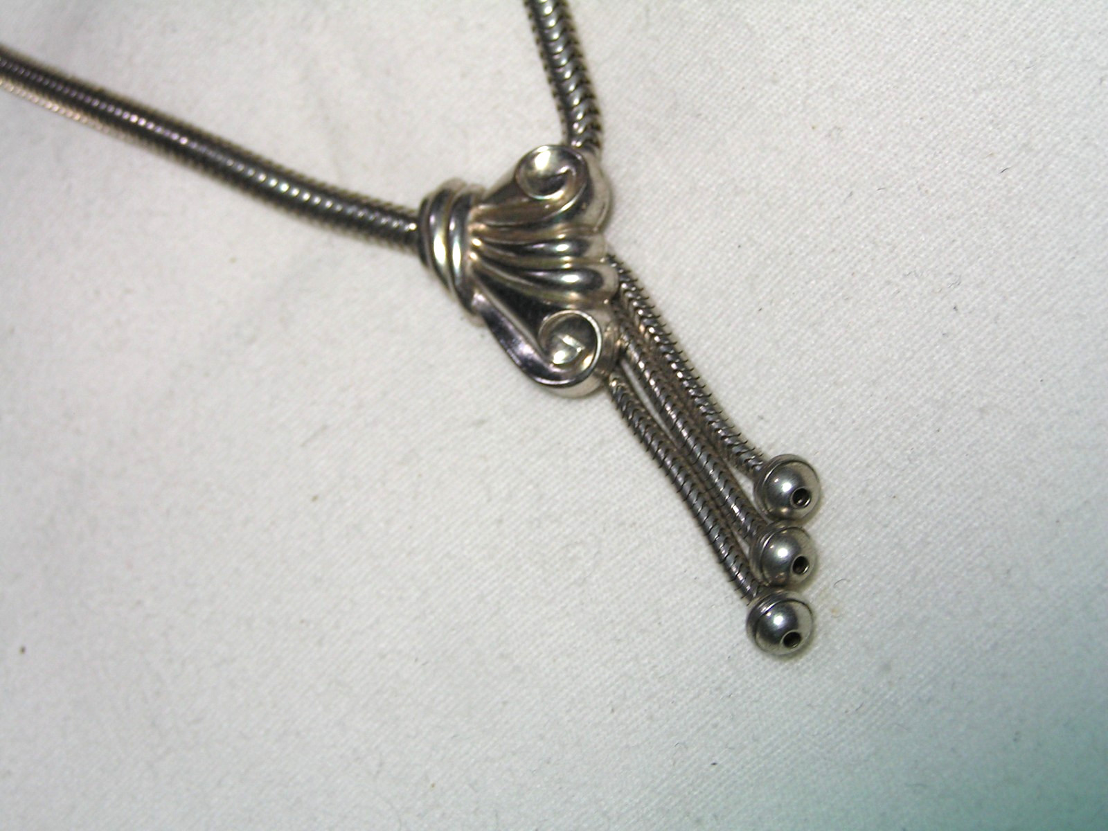 …Vintage Silver Tone Snake Chain,Station Pendant with Dangles Necklace…