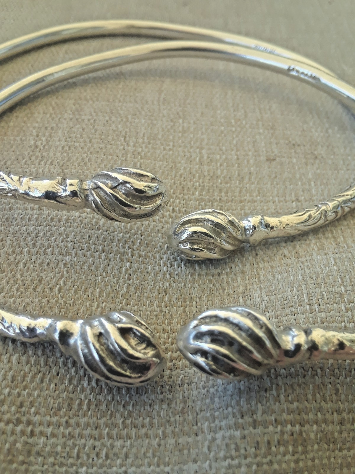 Lot of 2 Vintage Twisted Ends 925 Sterling Silver West Indian Bangles 7.75″ +-