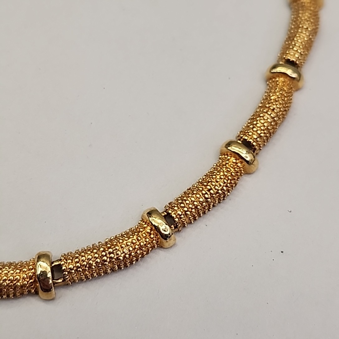 Vintage Avon Necklace Choker Pebbled Gold Tone Links 16.5″