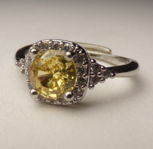 VTG SILVER RHODIUM PLATE YELLOW CITRINE CLEAR BRILLIANT CZ HALO RING SIZE 7 MINT