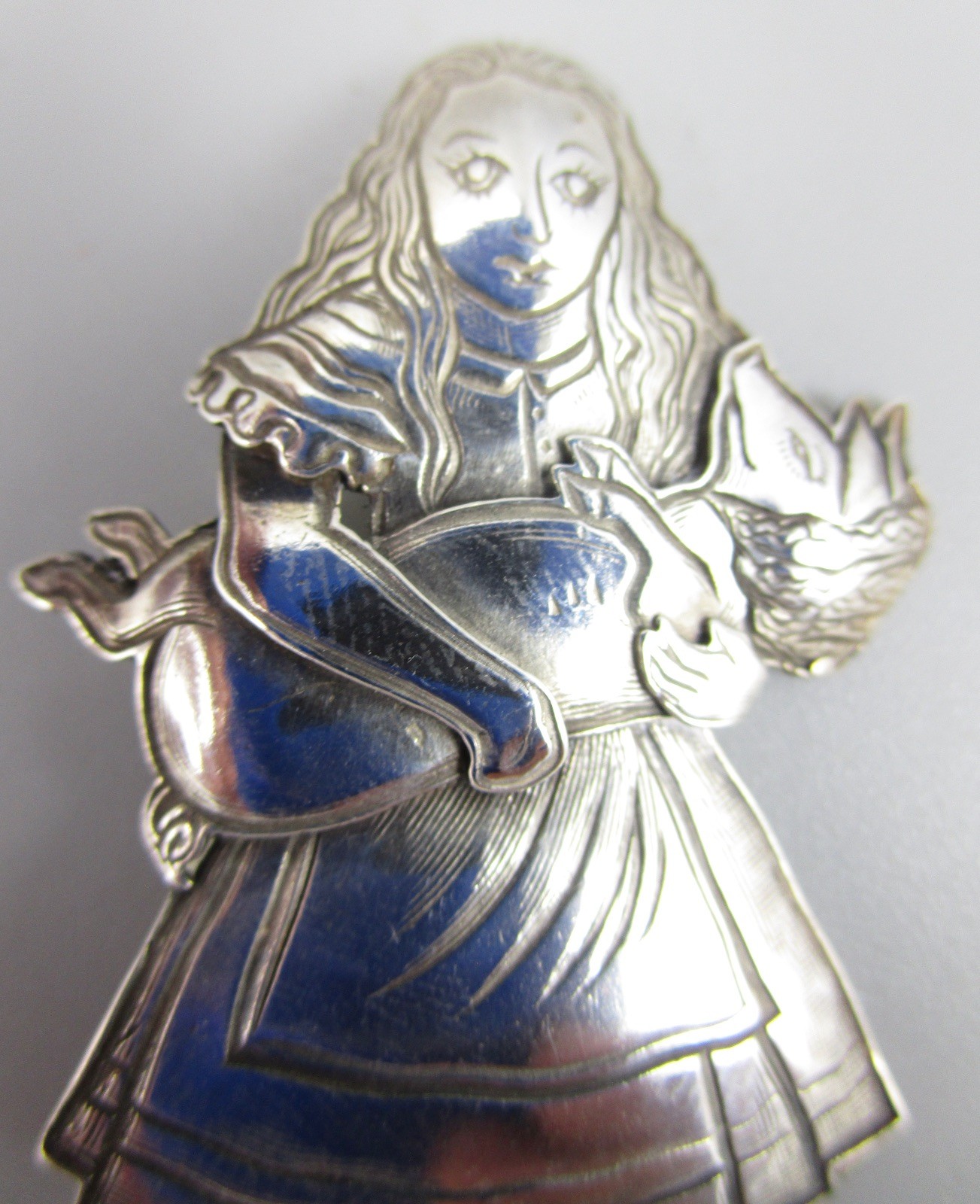 SCARCE KIT CARSON STERLING “ALICE IN WONDERLAND” ALICE BROOCH PIN