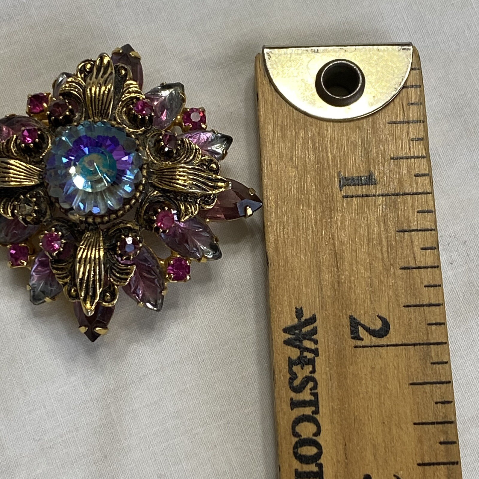 Vtg Brooch Pink Purple Domed Heliotrope Molded Glass Leaves Pin Estate Fashion