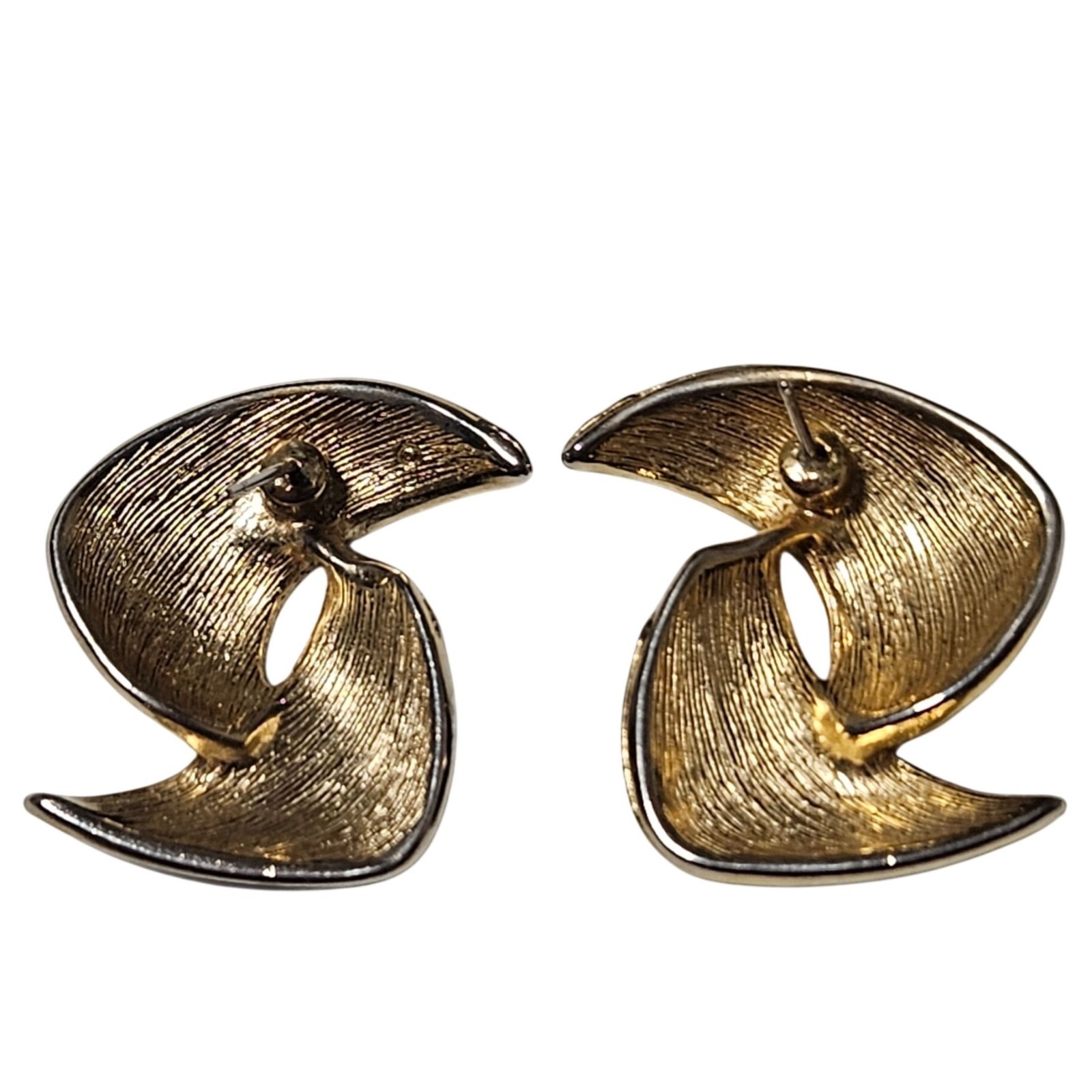 Vintage Black Gold Earrings Textured Detail Enamel Finish Fashion Jewelry Women