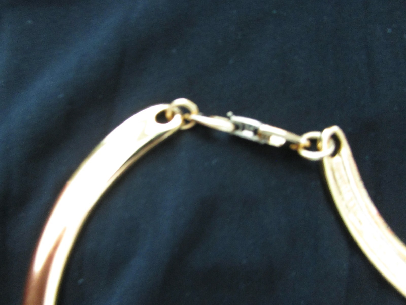NAPIER Pat 4.774.743 Gold-Tone Plated 80s Necklace 48 g. Signed