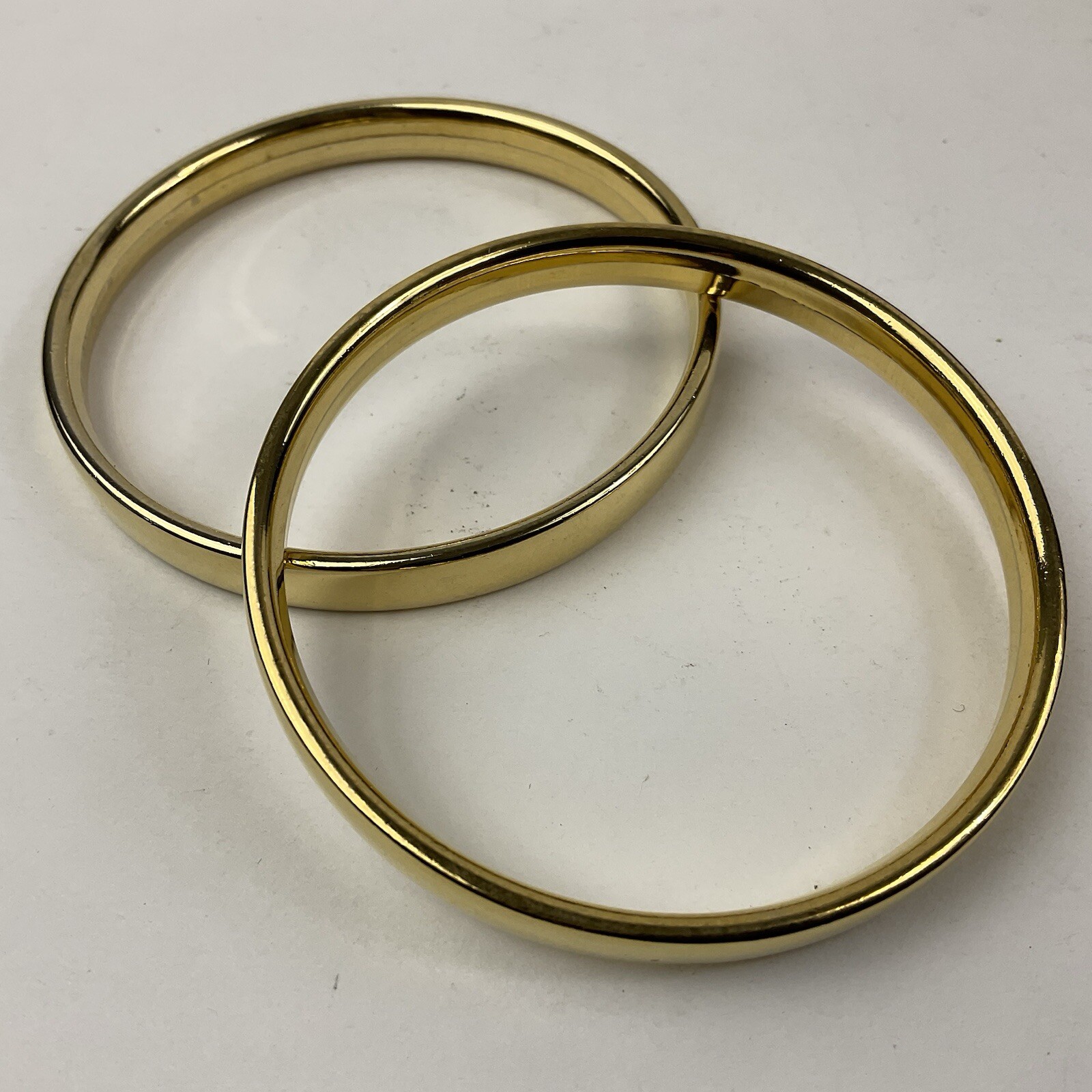 Vtg 80’s Old Stock New in Box Tacoa Gold Bangles 2 Pair 8mm Shiny Finish Size 8