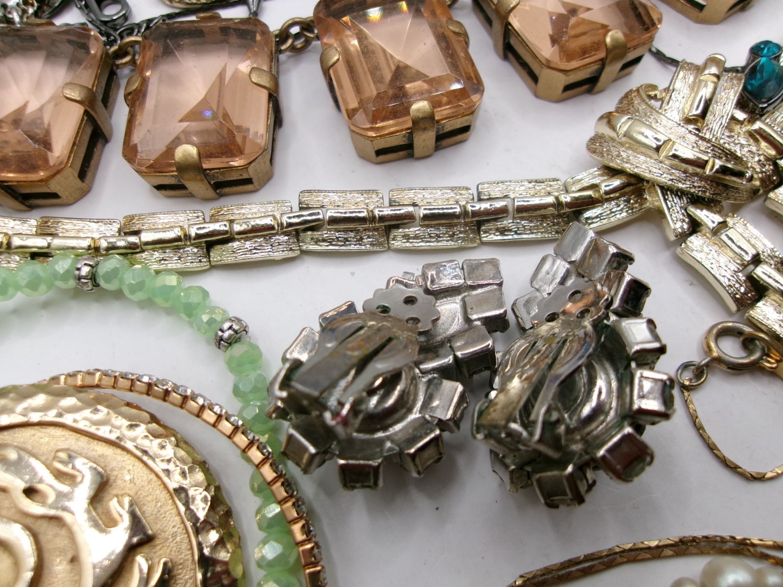 Vintage~Mod Estate Costume Jewelry Lot~AVON~CORO~JERI LOU~J CREW~SARAH~PARK LANE