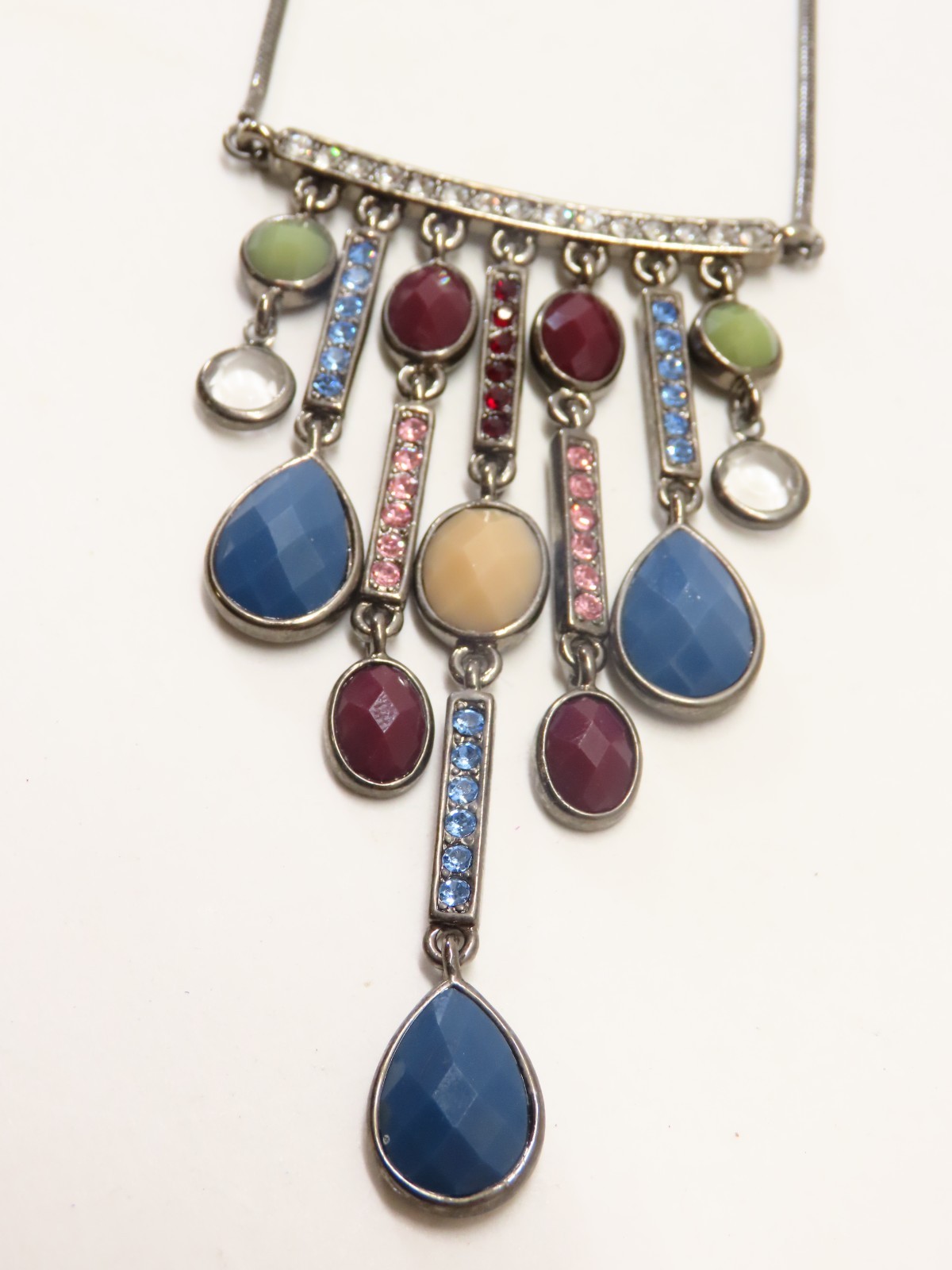 Lia Sophia Necklace Rhinestones Faceted Crystals Blackened Tone Chain D5934