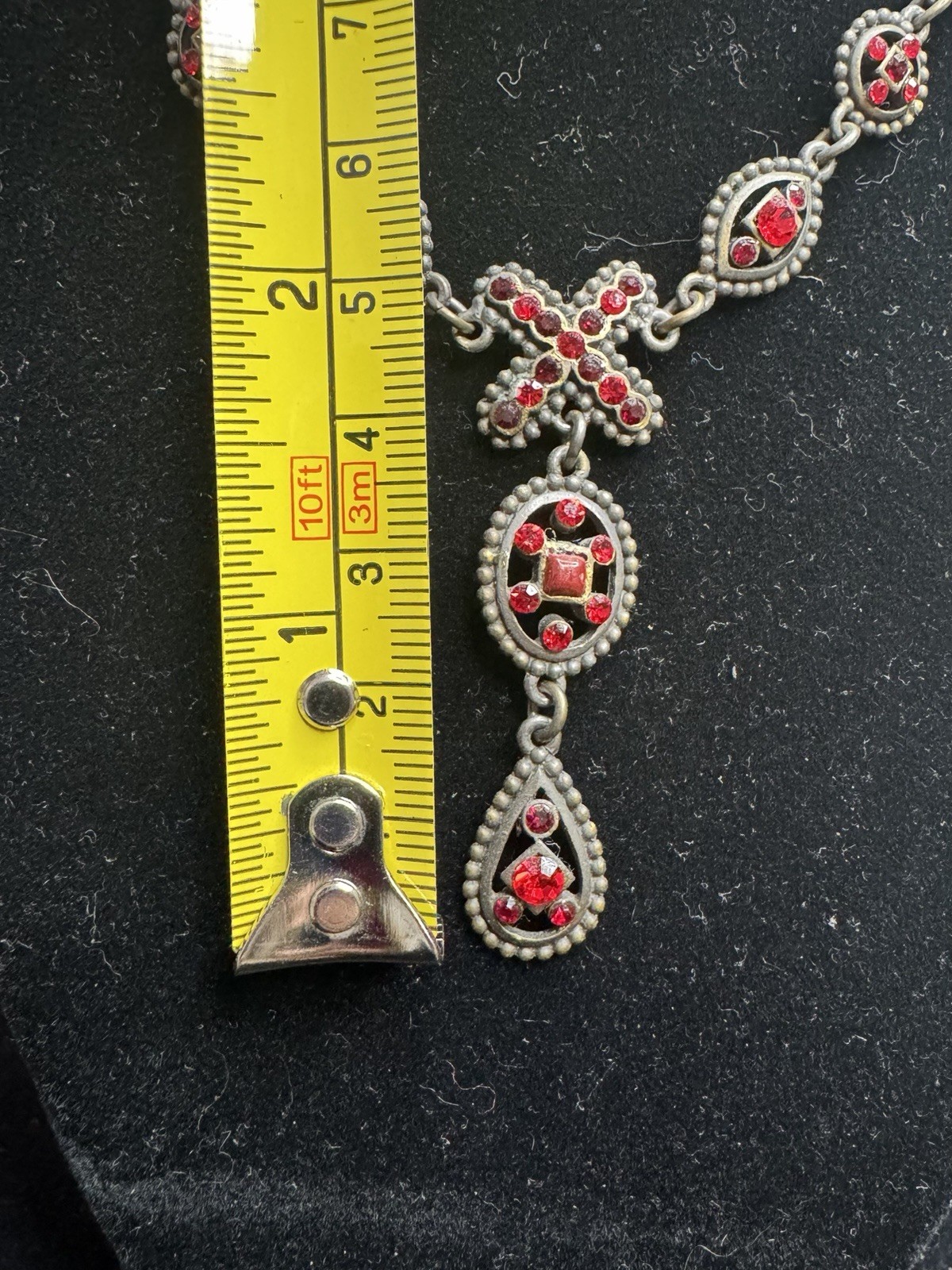 Vintage-style Necklace With Red Rhinestone Accents
