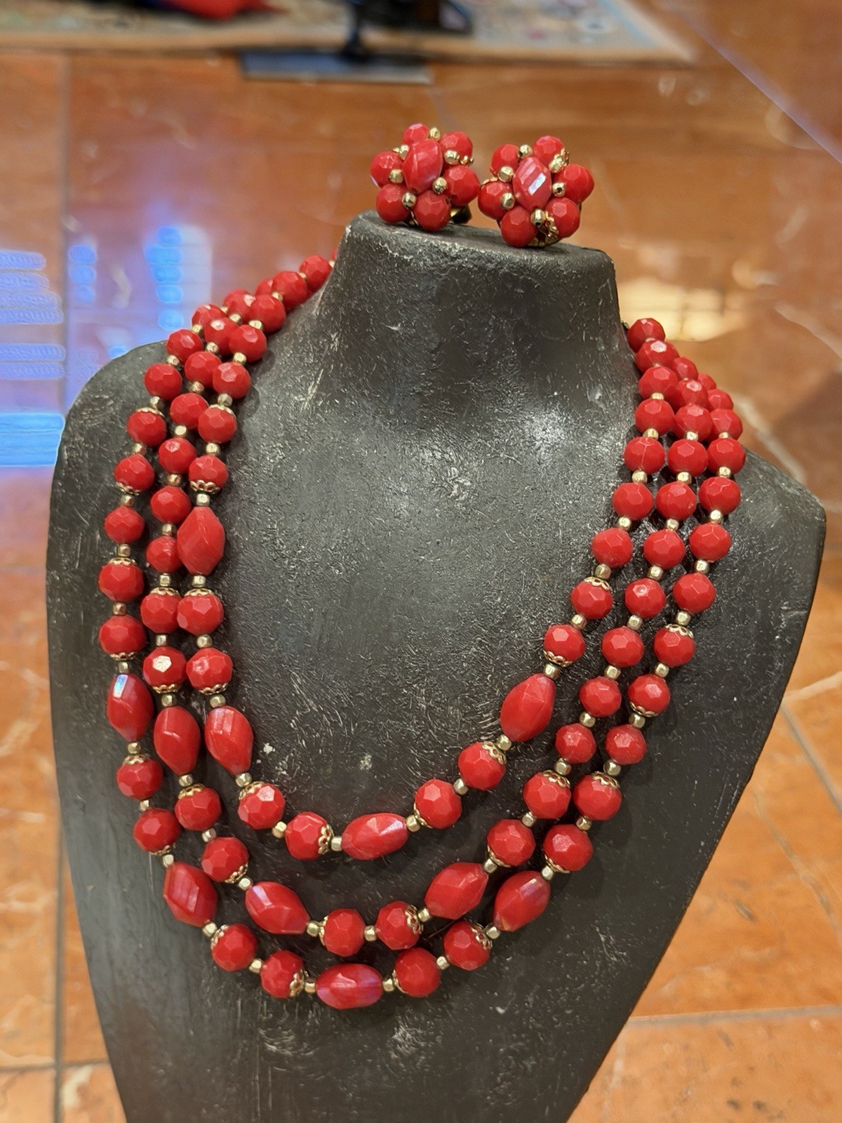 HONG KONG RED LUCITE GOLD BEADS 3 STRAND NECKLACE CLUSTER CLIP EARRINGS SET MCM