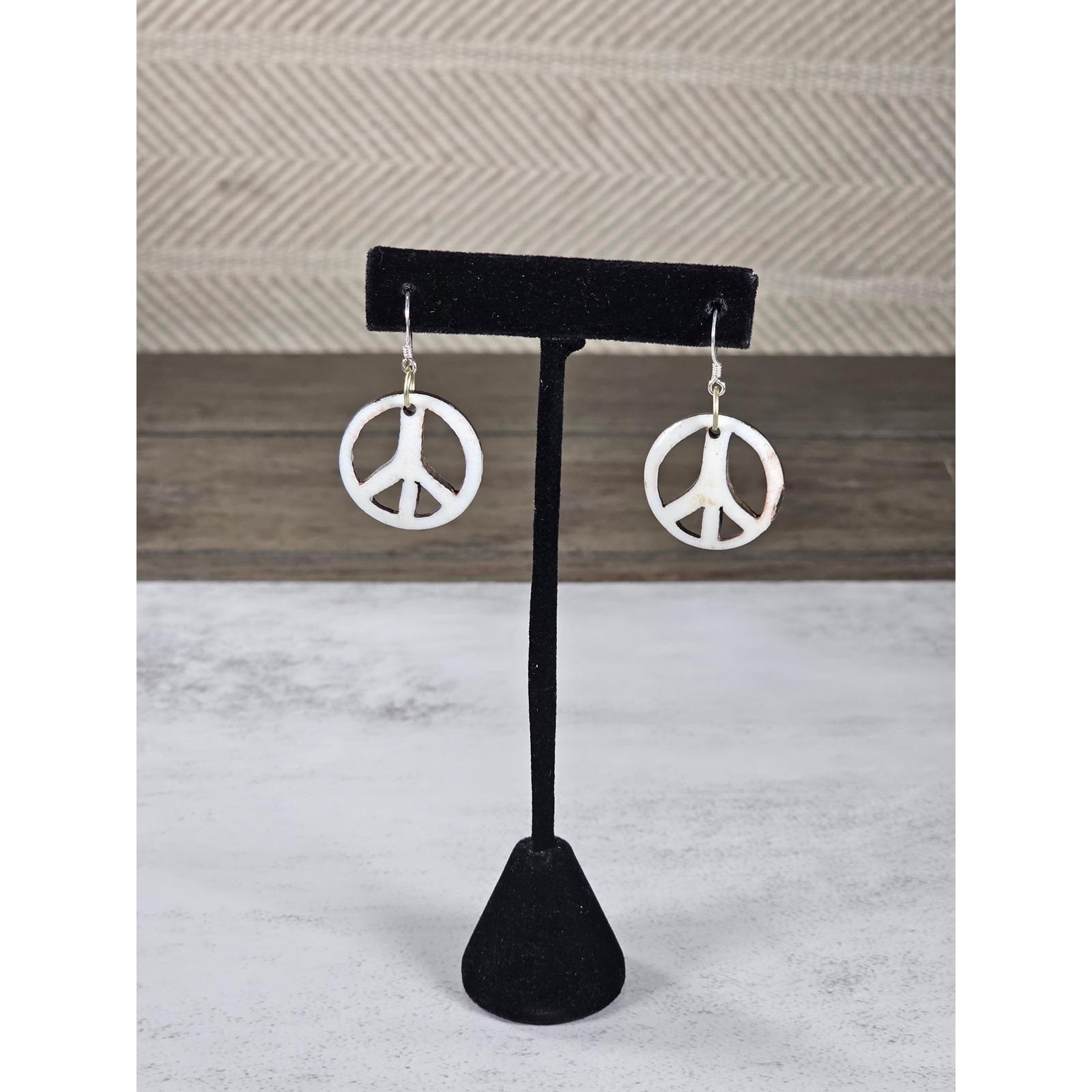 Vintage Peace Sign Dangle Earrings White Brown Two Tone Boho
