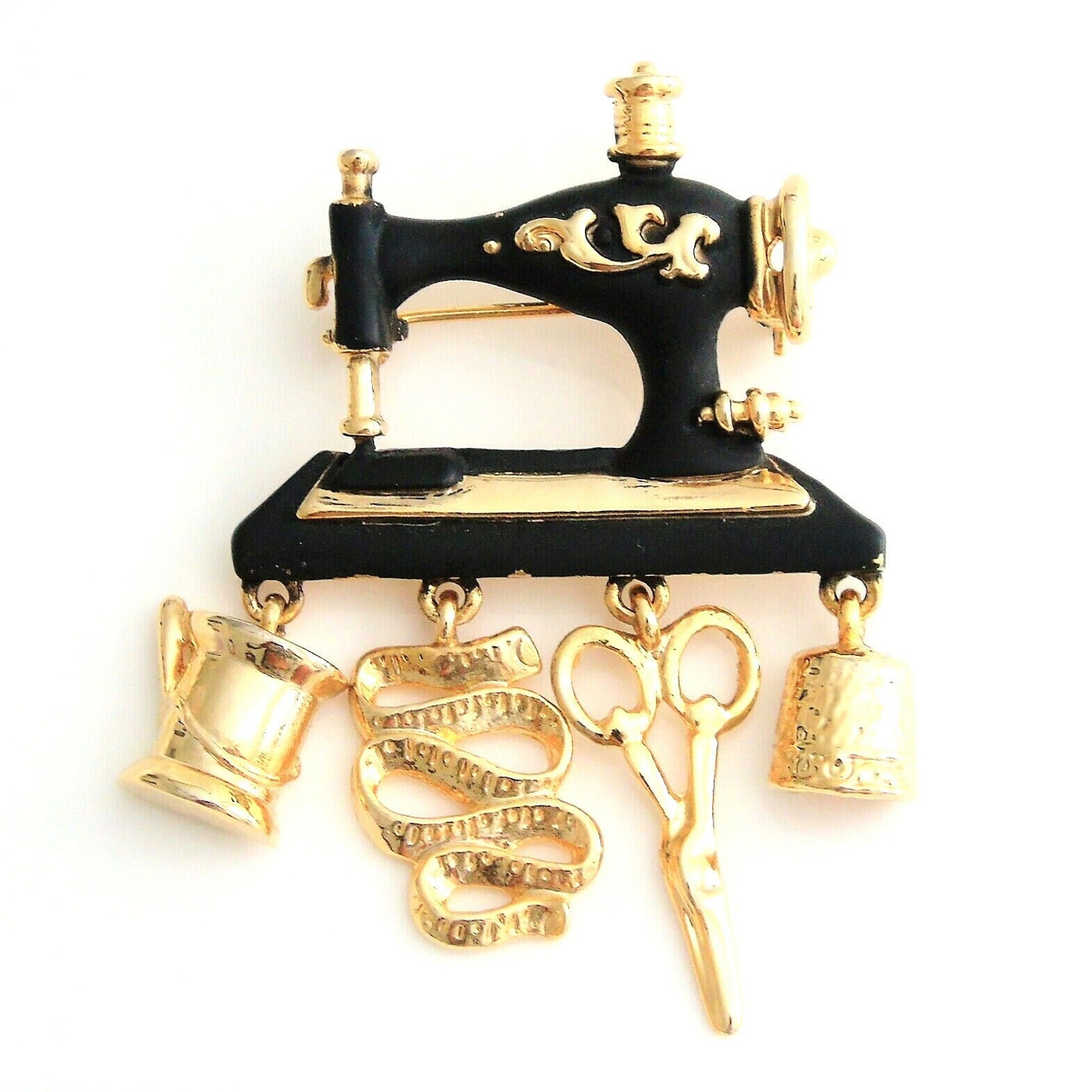 Danecraft Sewing Machine Brooch Pin Scissors Tape Measure Thread Needle Thimble