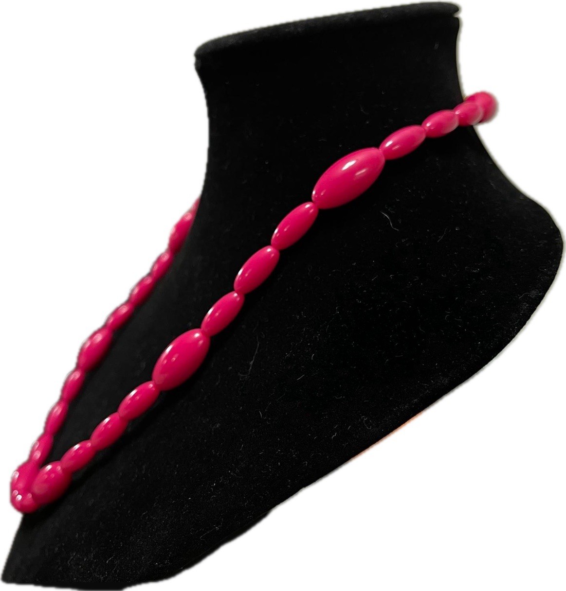 VTG Monet Fuchsia Pink Beaded Necklace Graduated Oval New With Tag NWT Retro 80s