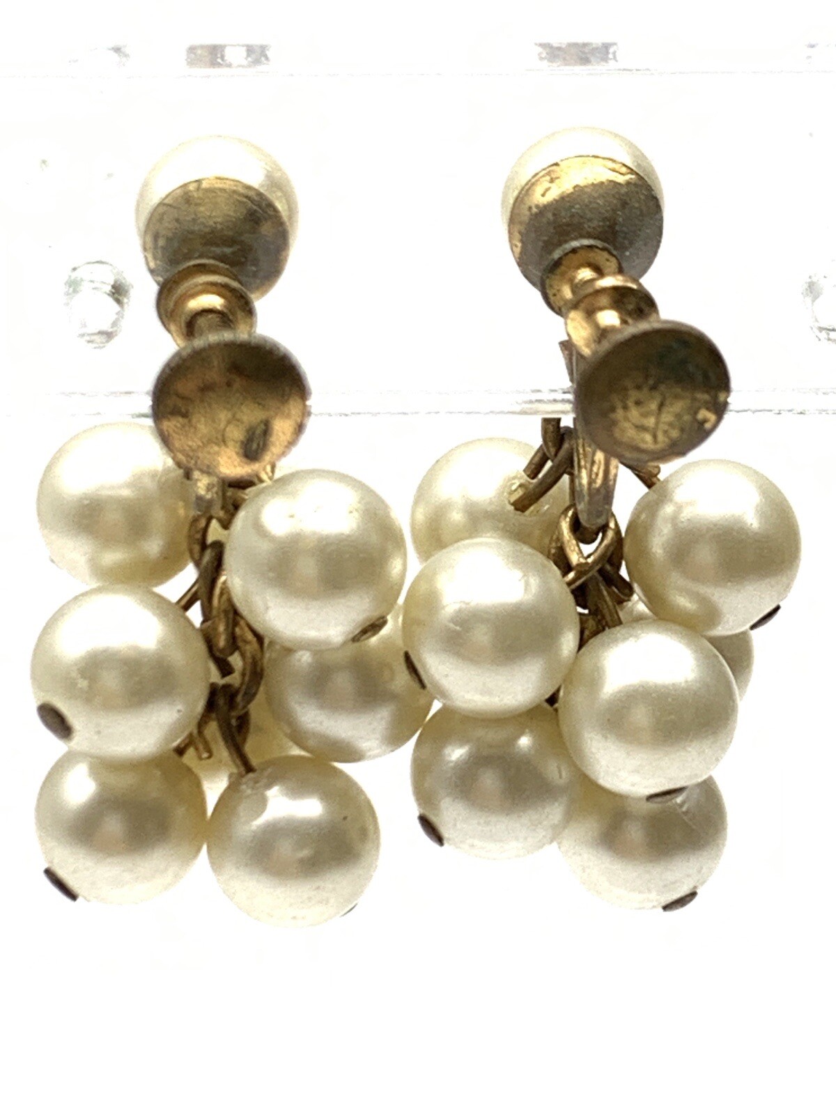 Earrings Faux Pearl Cluster Dangle Drop Gold Tone Vintage Screw Back Classic A7