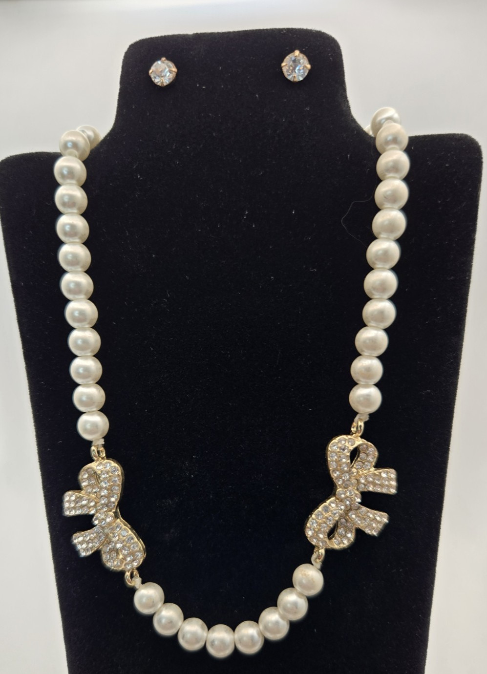 Sugarfix Pearl Bow Necklace 19″ Coquette Balletcore Rhinestone Feminine + Studs