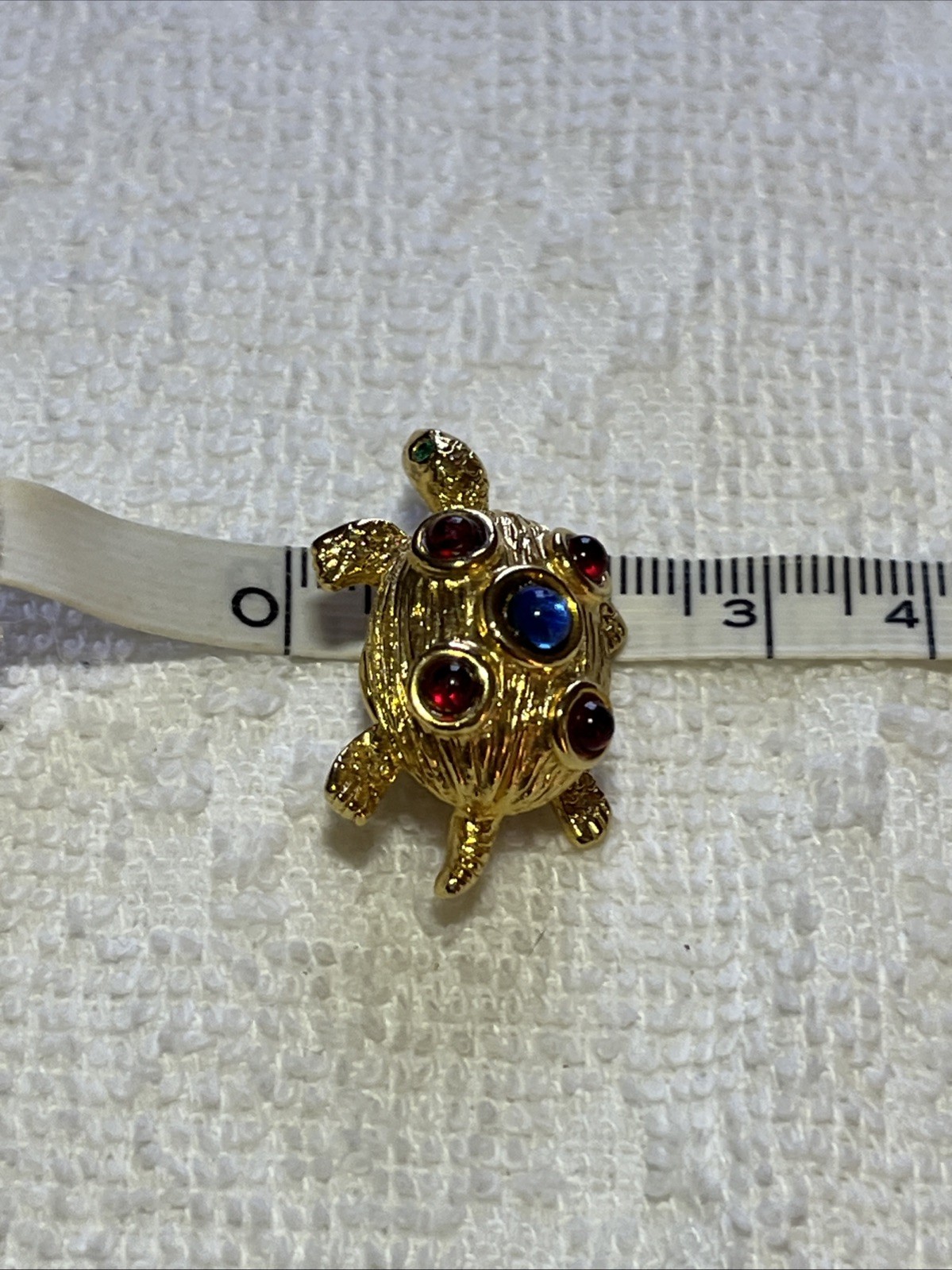 Vintage Gold Toned Turtle Brooch / Pin With Colorful Stones