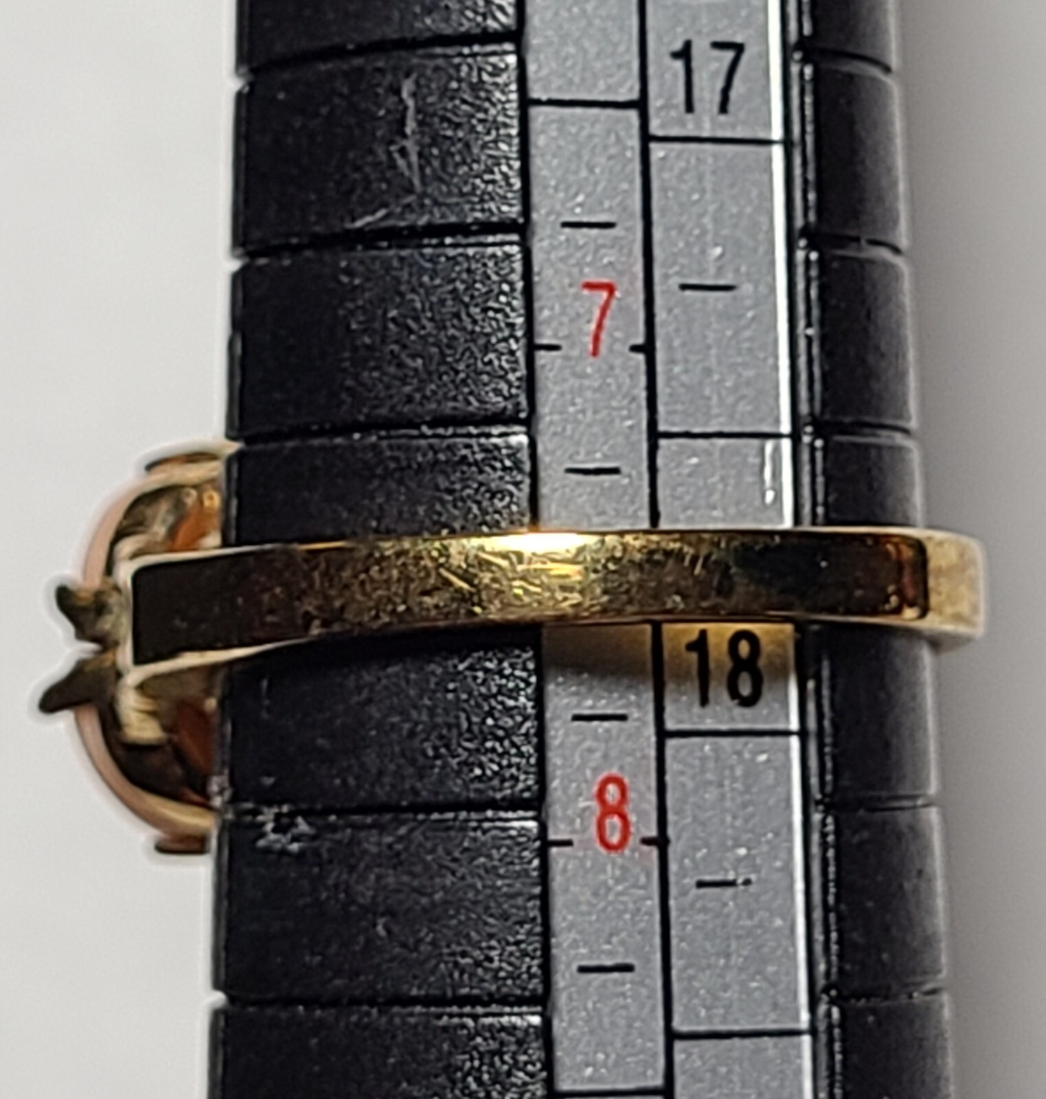 VINTAGE GOLD ELECTROPLATED COCKTAIL CORAL BLACK GEM SIGNED 14 KTGE RING SIZE 7.5