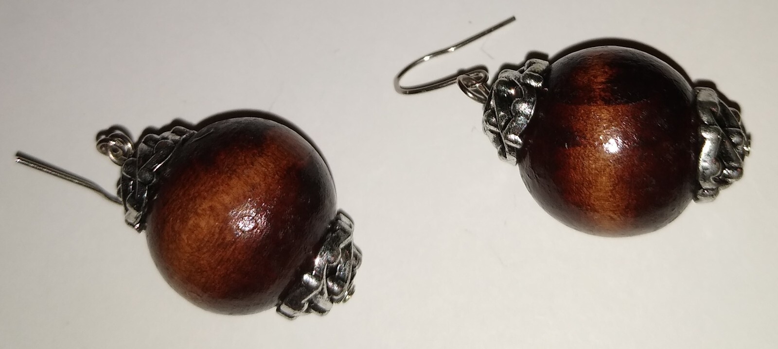 Wood & Silvertone Earrings Dangle 1.16″ Vintage