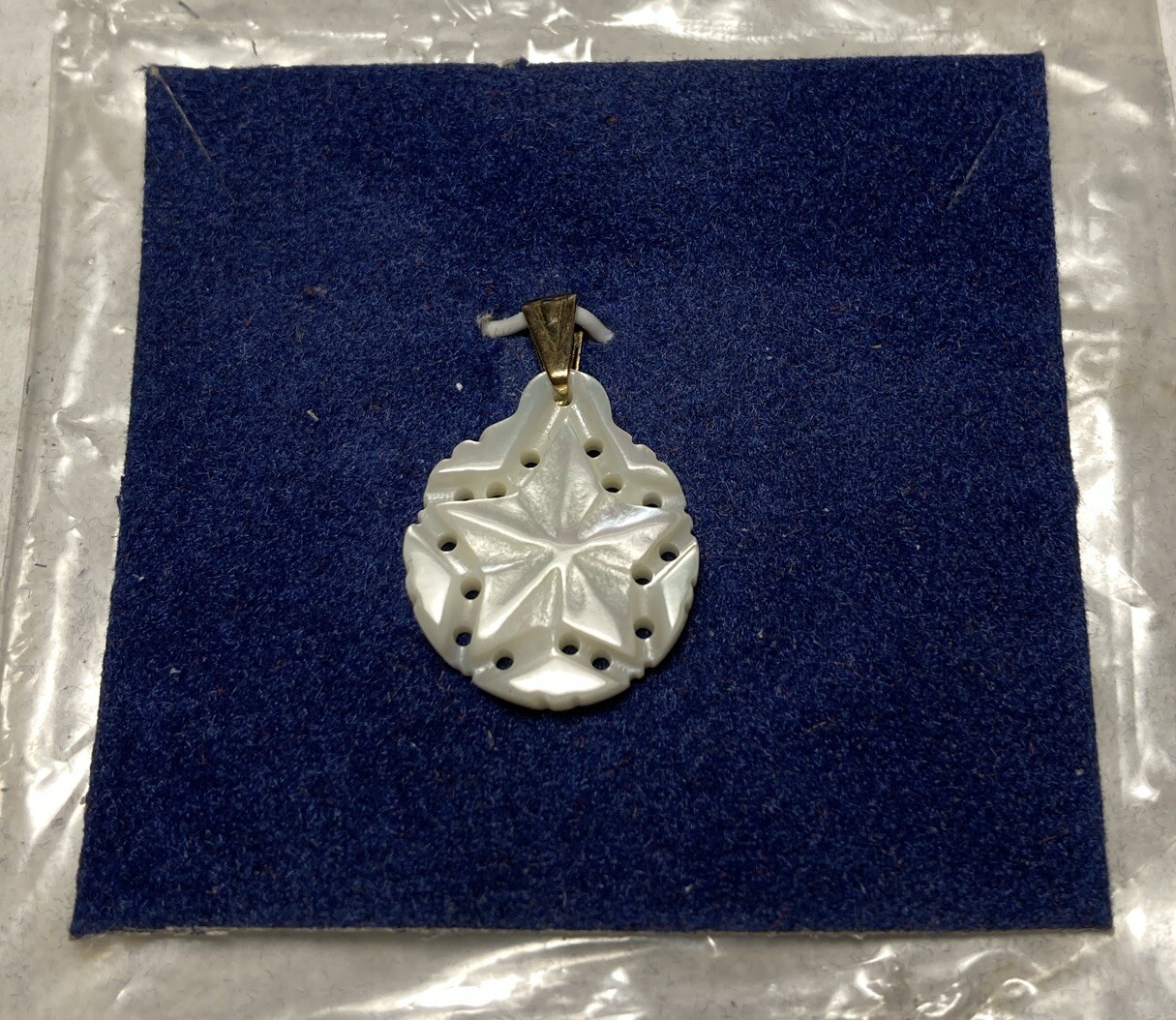 Vintage White MOP Mother Of Pearl Star Carved Small Round Charm Pendant