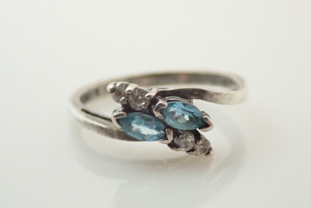Vintage NV Signed Blue Topaz White Quartz Sterling Silver Band Ring Sz 6