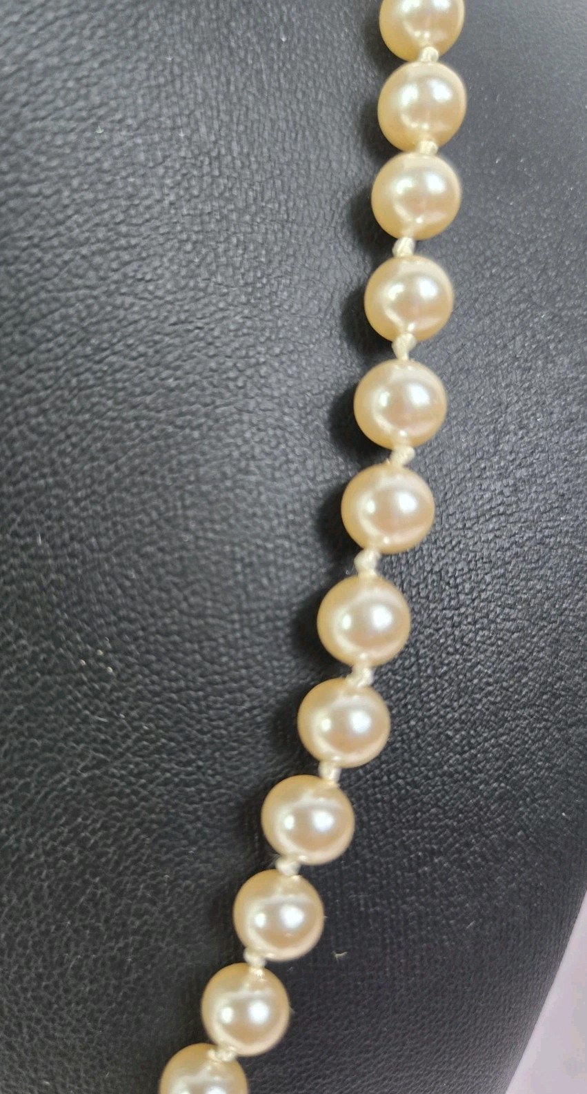 Vtg Faux Knotted Pearl Necklace Fish Hook Clasp Japan 18″ Red Oriental Pouch