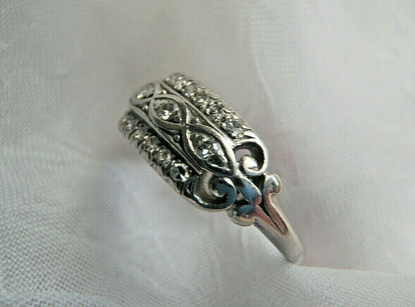 LOVELY RARE DECO ANTIQUE PLATINUM DIAMOND WEDDING BAND RIGHT HAND RING SZ 6.5