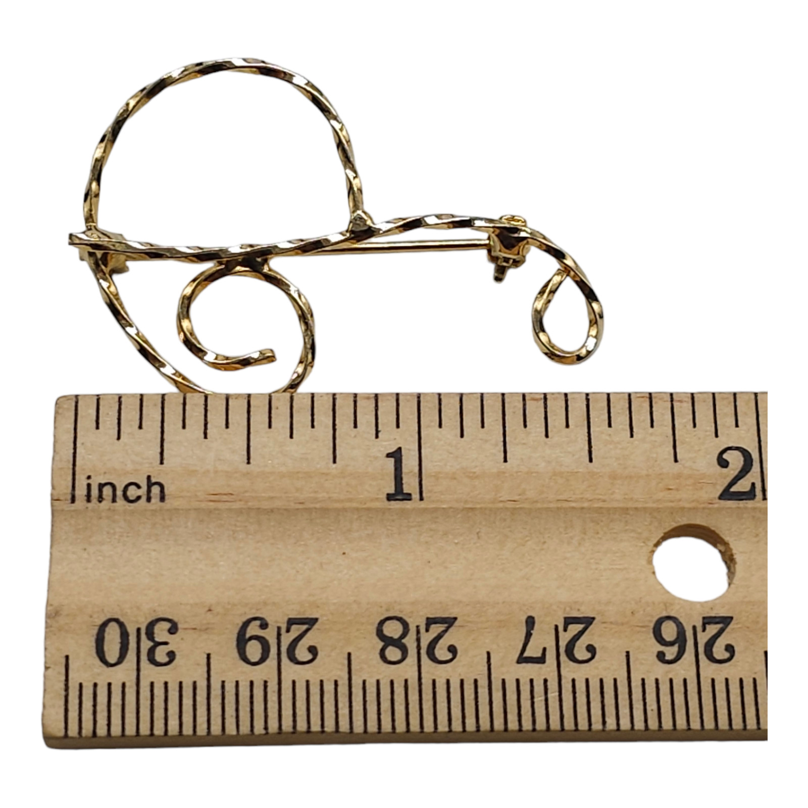 Initial Letter P Fashion Twisted Brooch Pin Gold Tone Vintage