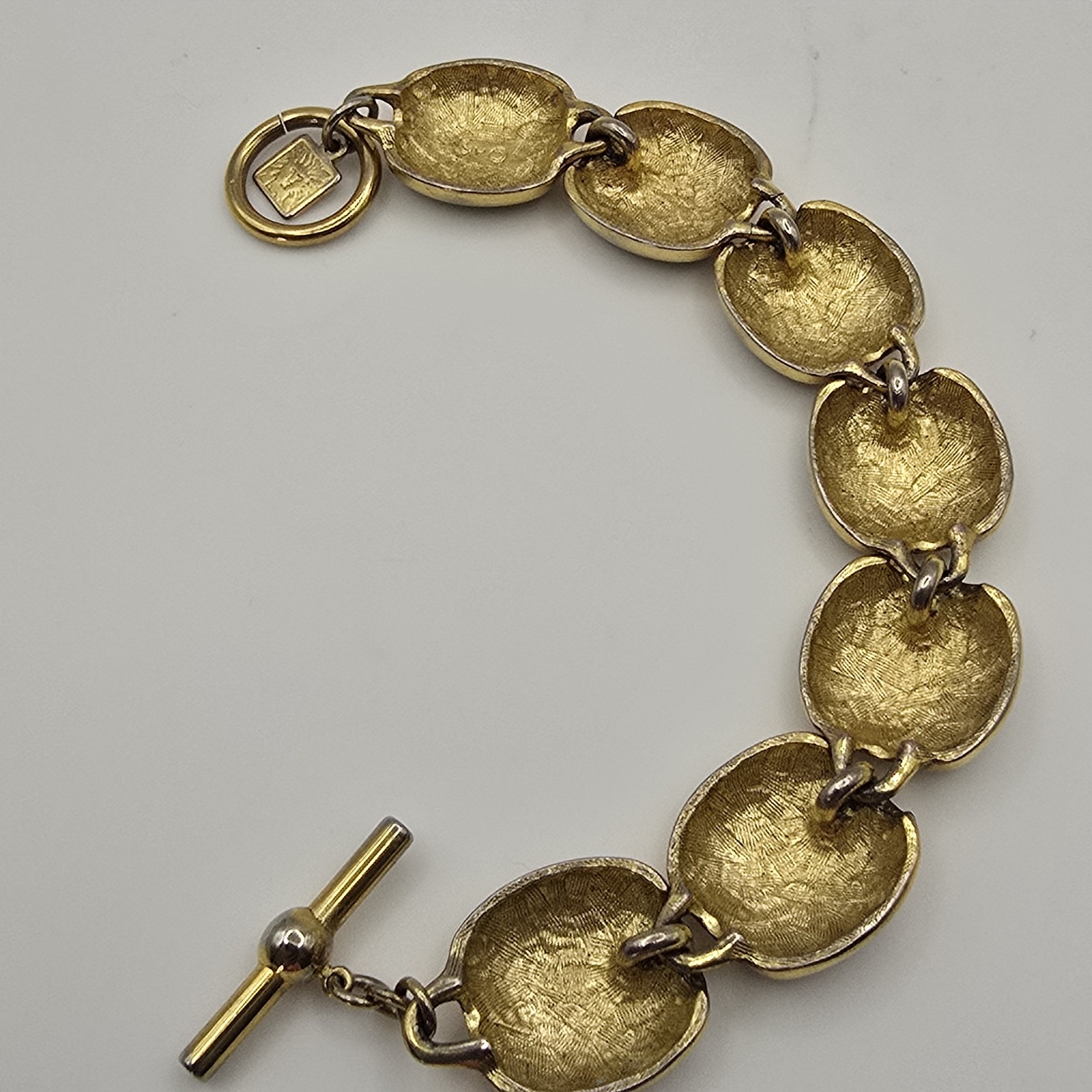 Vintage Anne Klein Bracelet Gold Plate Toggle Closure 7 Inches