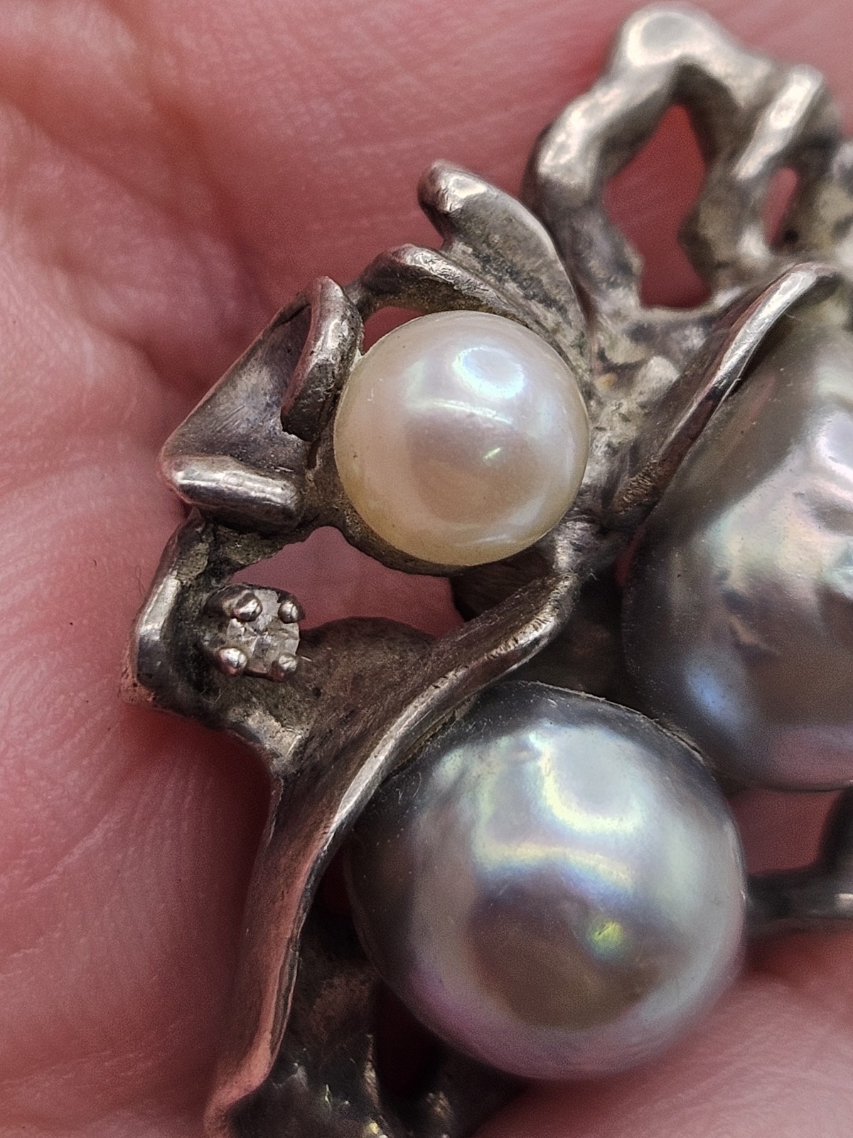 Vintage Artisan Modernist Brutalist Sterling Pearl Pendant