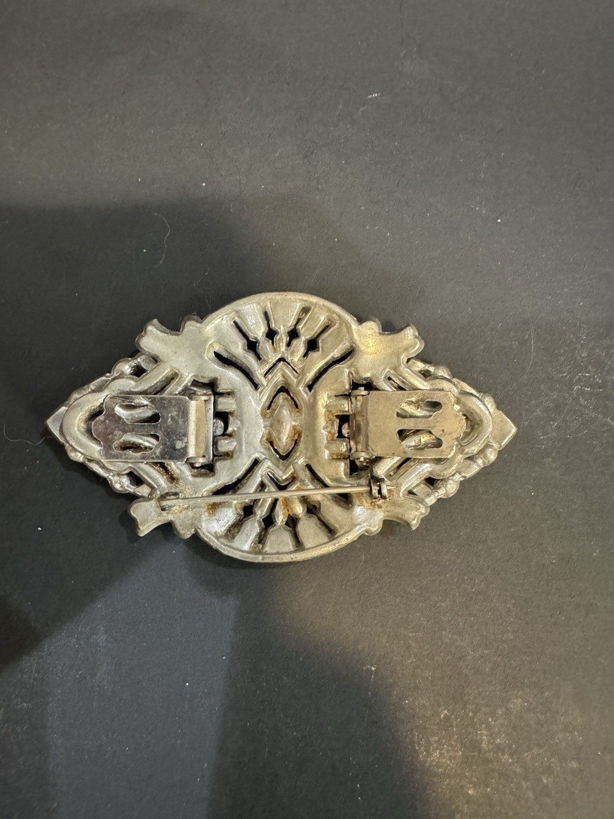 Vtg Art Deco Dress Clip Brooch M28