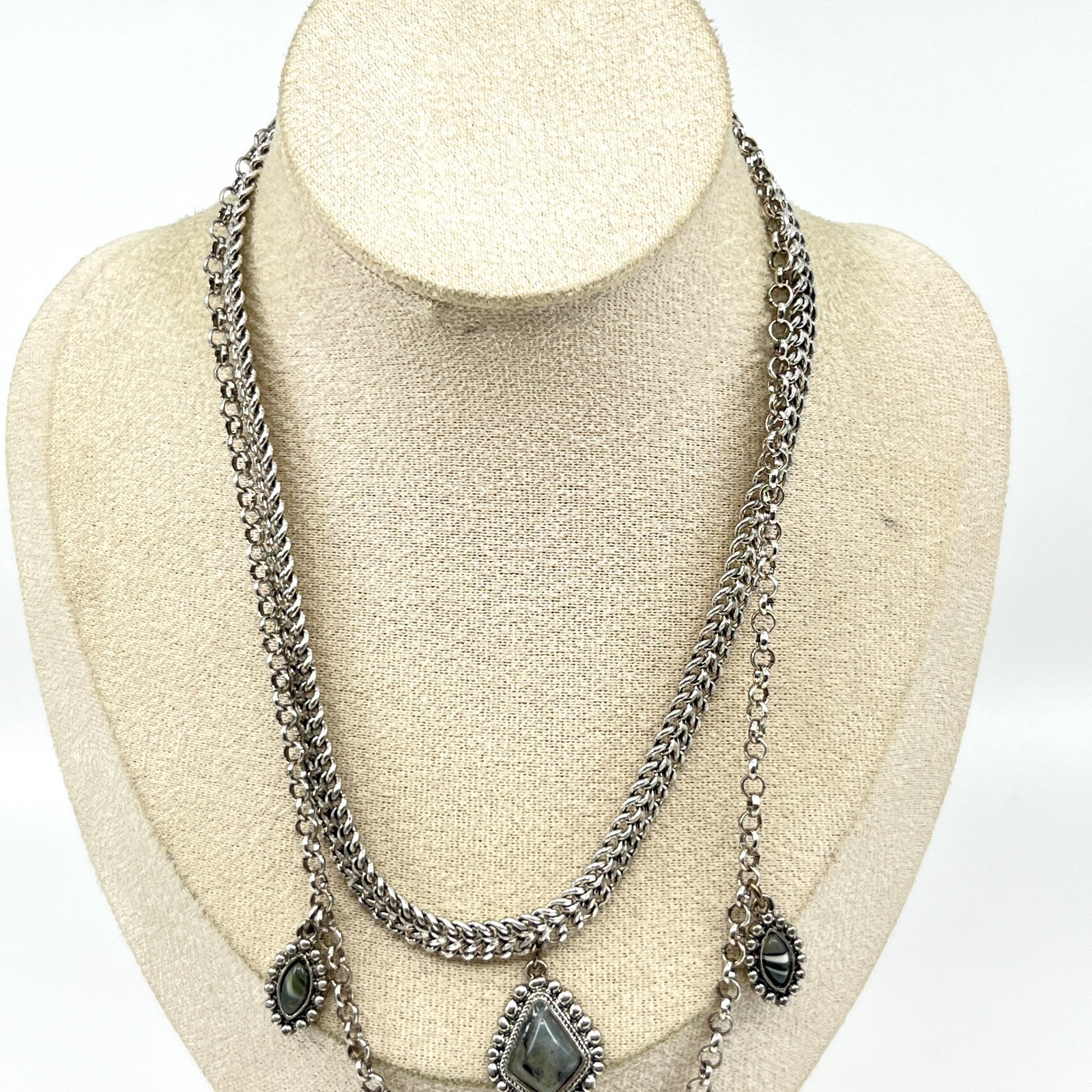 VTG Shyanne Southwest Boho Silver Tone Multi-Layer Mixed Stone Faux Fur Necklace