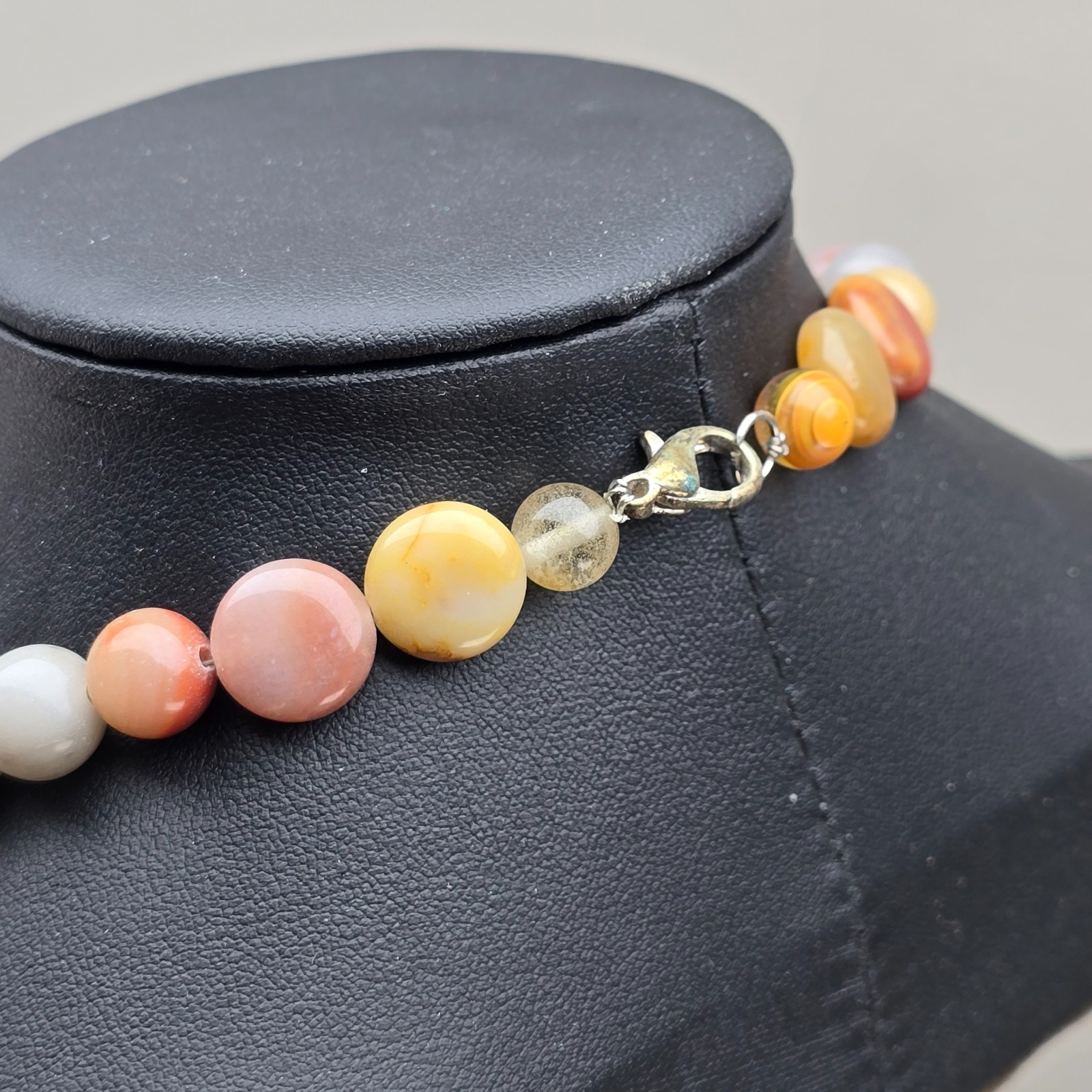 Vintage Bead Necklace Statement Stone Look Agate Style Multicolor 19 Inches