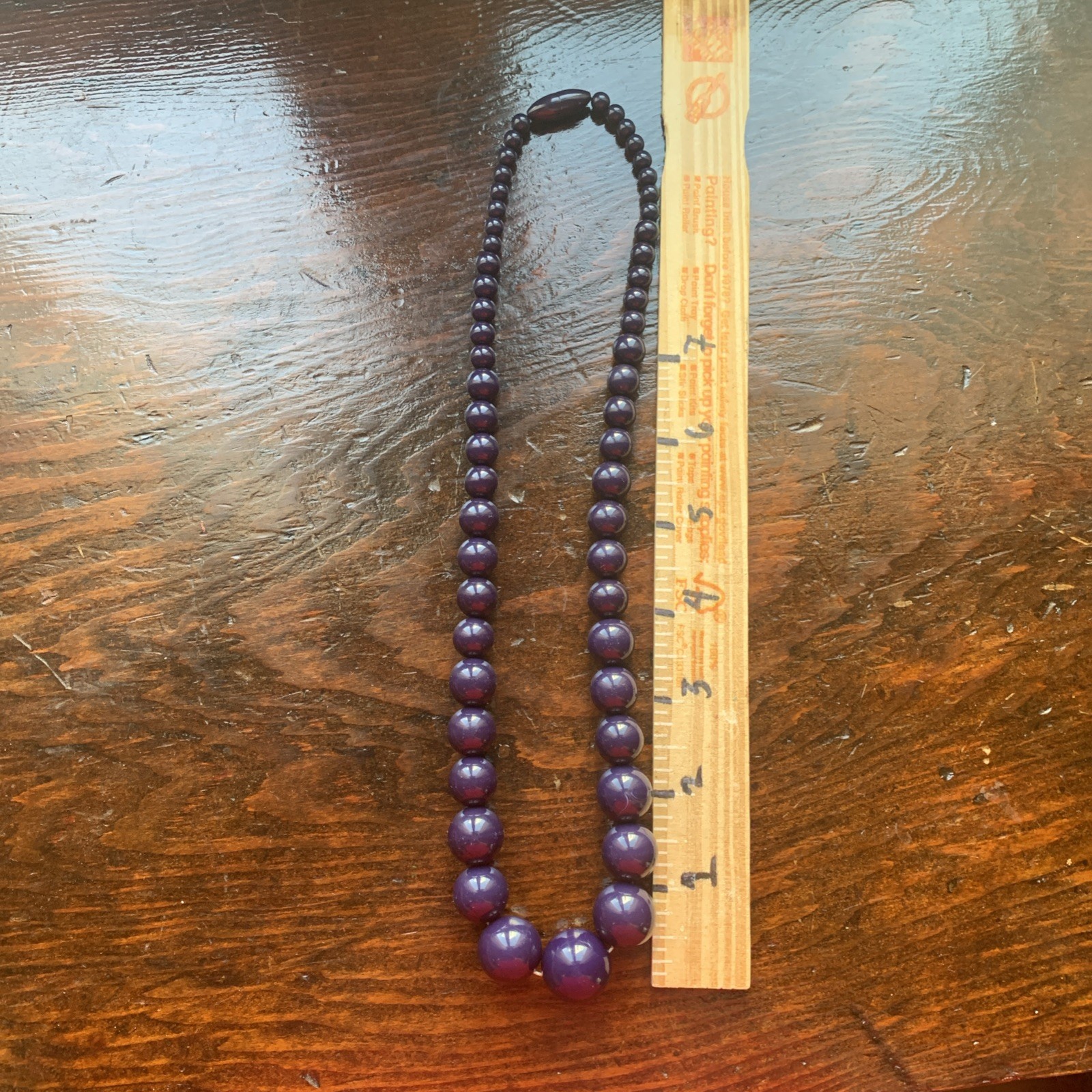 Graduated Purple Plastic Bead Necklace Retro Style 22 Inches