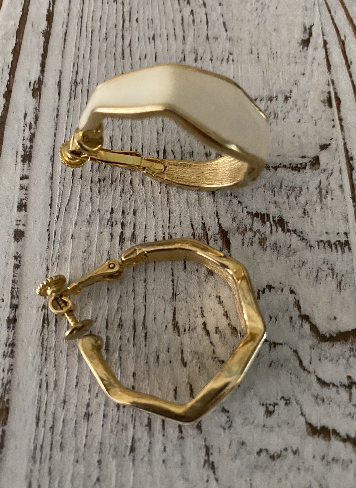 Goldette Earrings Creme Ivory Enamel Gold Tone Screw Back Vintage 1960s