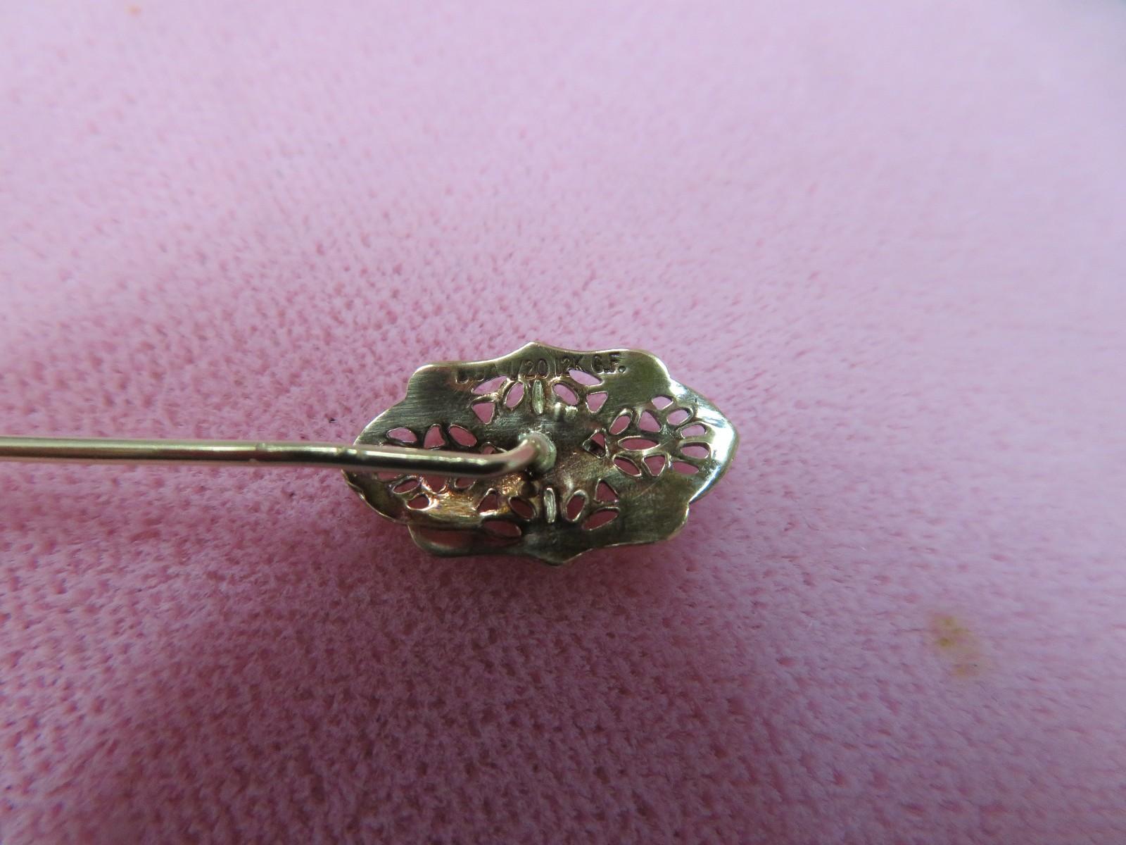 Vtg BDA 14K Solid Y. Gold Stick with 1/20 12k GF Diamond Top Stick Pin 1.13 G