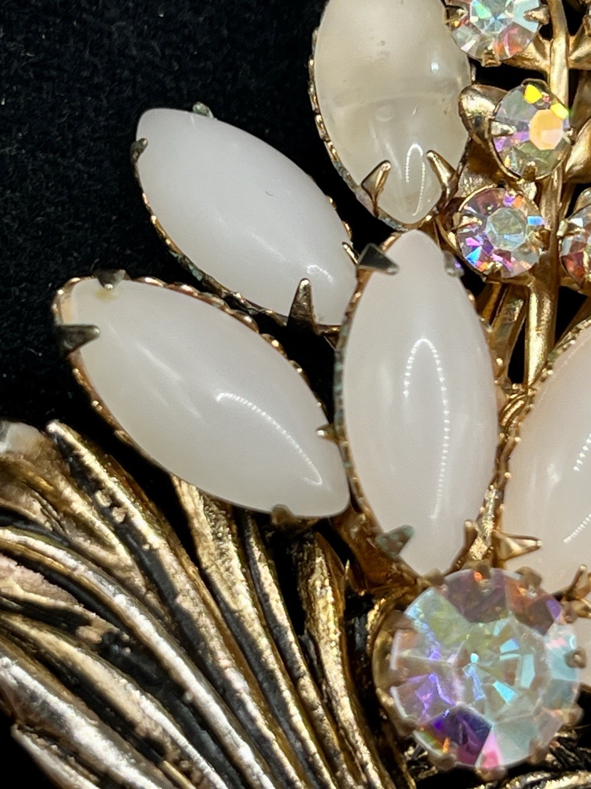 1950’s-60’s Pale Pink Marquise & AB rhinestone floral Spray Bouquet Brooch 2.85”