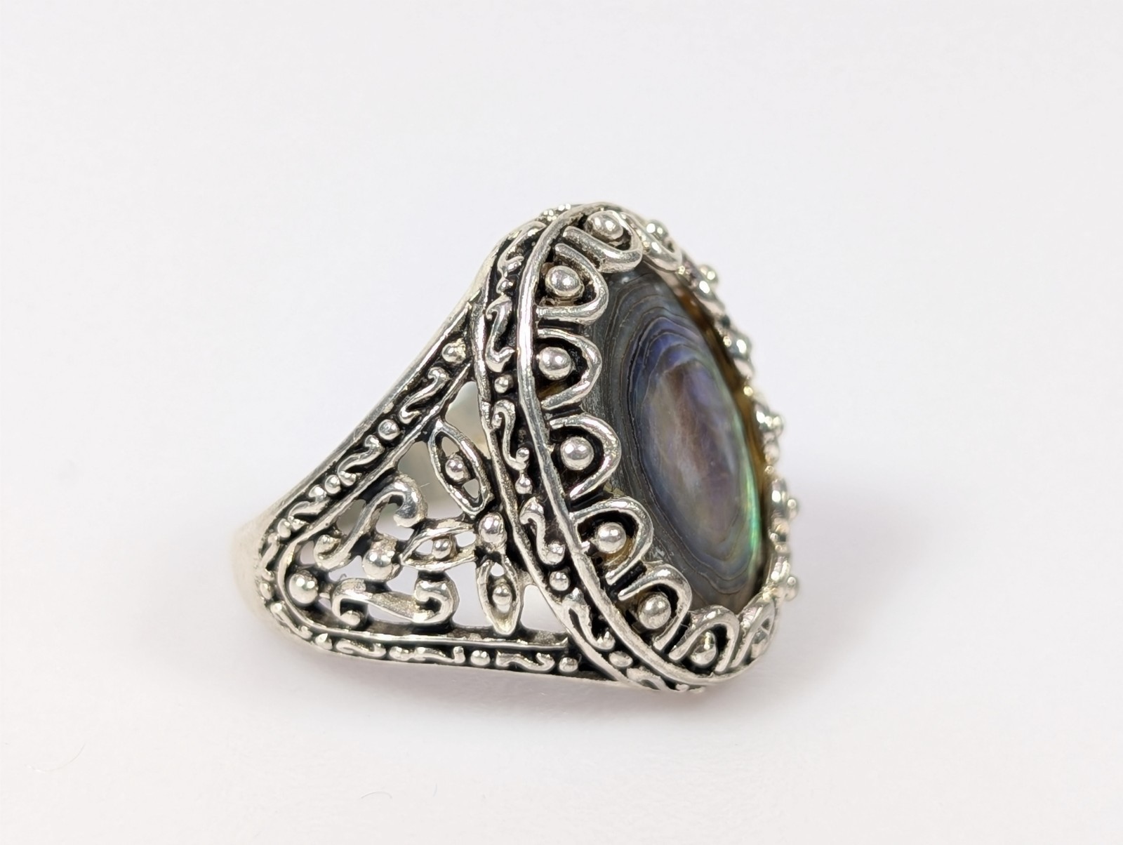 Vtg Abalone Sterling Silver 925 Scalloped Open Filigree Statement Ring CW Sz 5.5