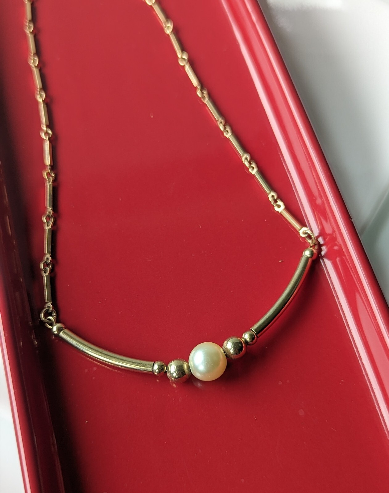 Sarah Coventry Gold Tone Station Bar Round Faux Pearl Bead 16″ Link Necklace