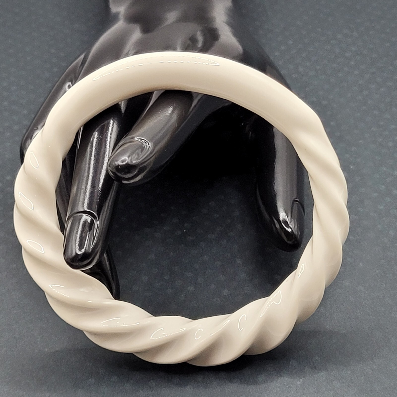 Twisted and Smooth Creamy White Resin Bangle Bracelet Retro Style Vintage 1980s