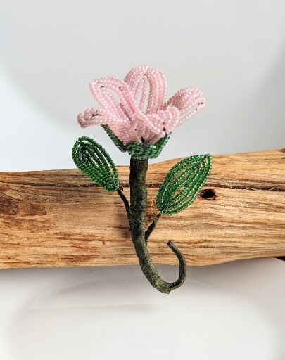 Vintage Handmade PINK Petal Seed Bead Flower Brooch 3¾” Pin GREEN Leaves Stem