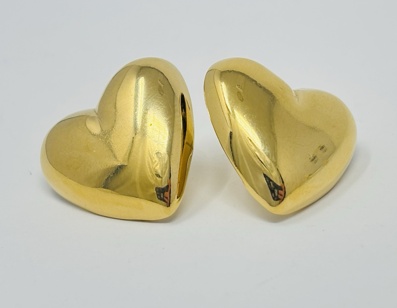 Vintage Estate Large 80s 90s Puff Heart Stud Earrings Bold Gold Tone 1″