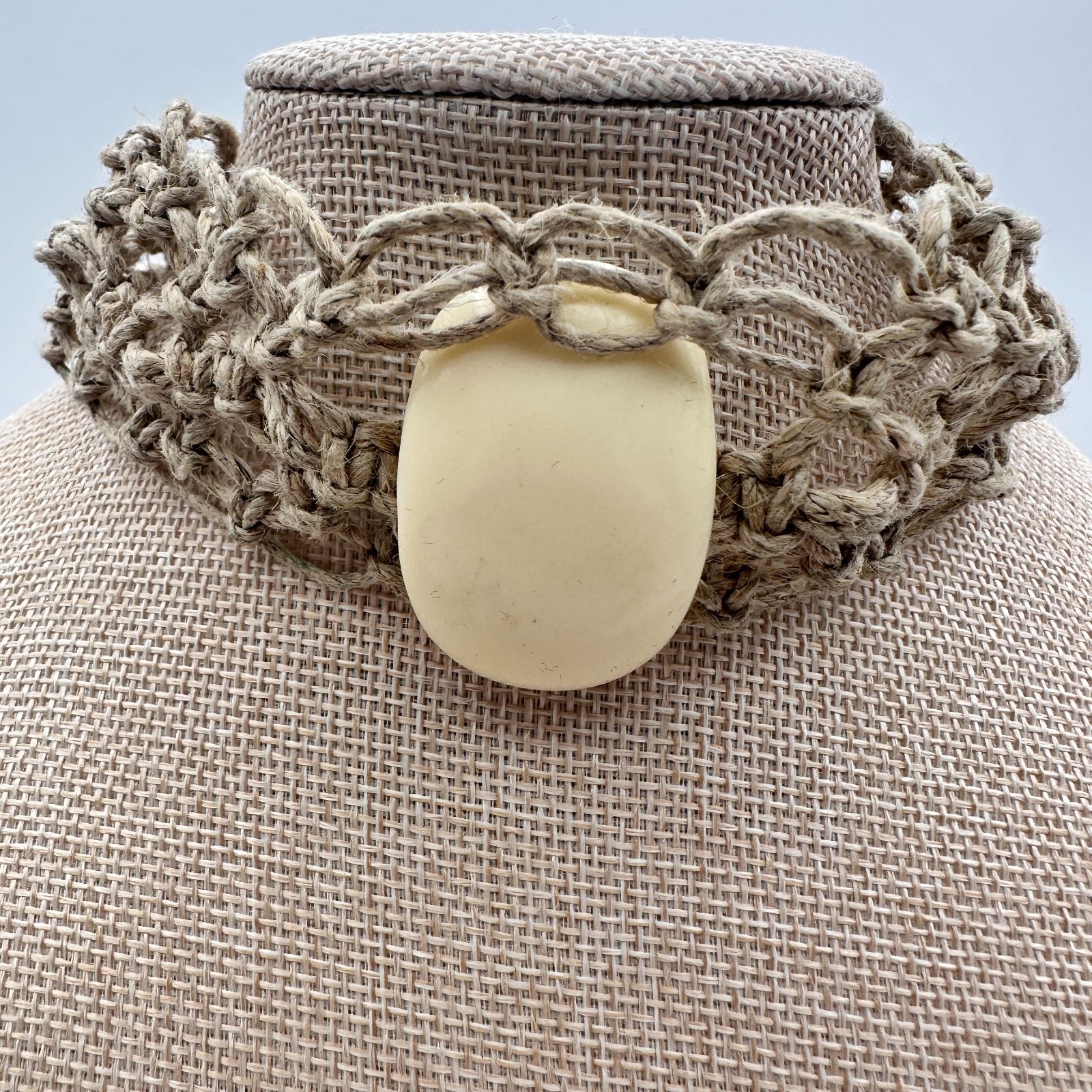 Vintage Y2K Cream Tagua Nut Stone Macrame Hemp Woven Choker Necklace Jewelry 90s